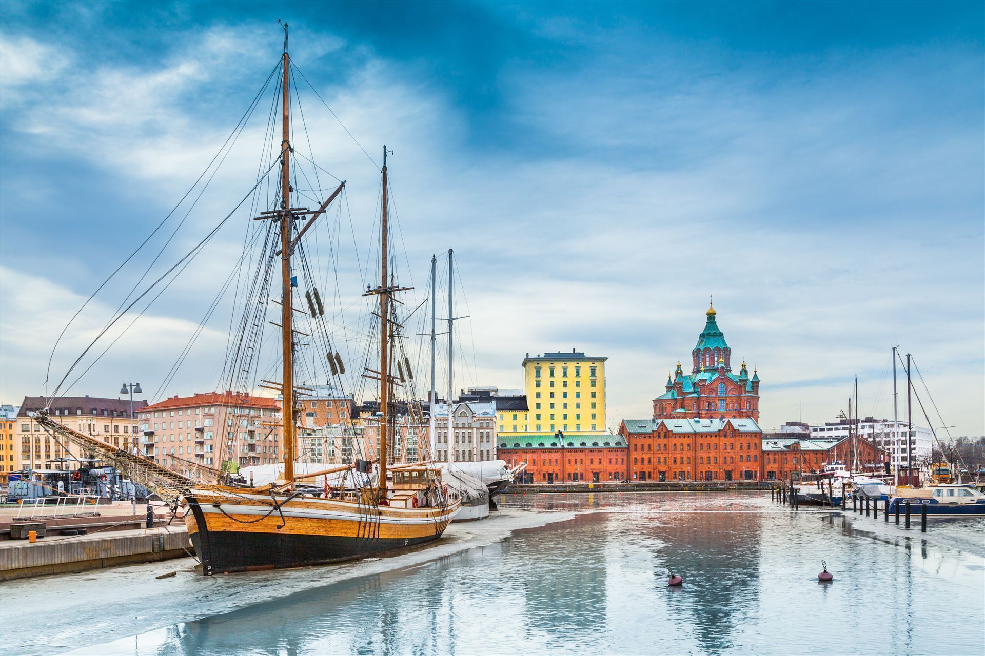 Hafen von Helsinki im Winter, Helsinki