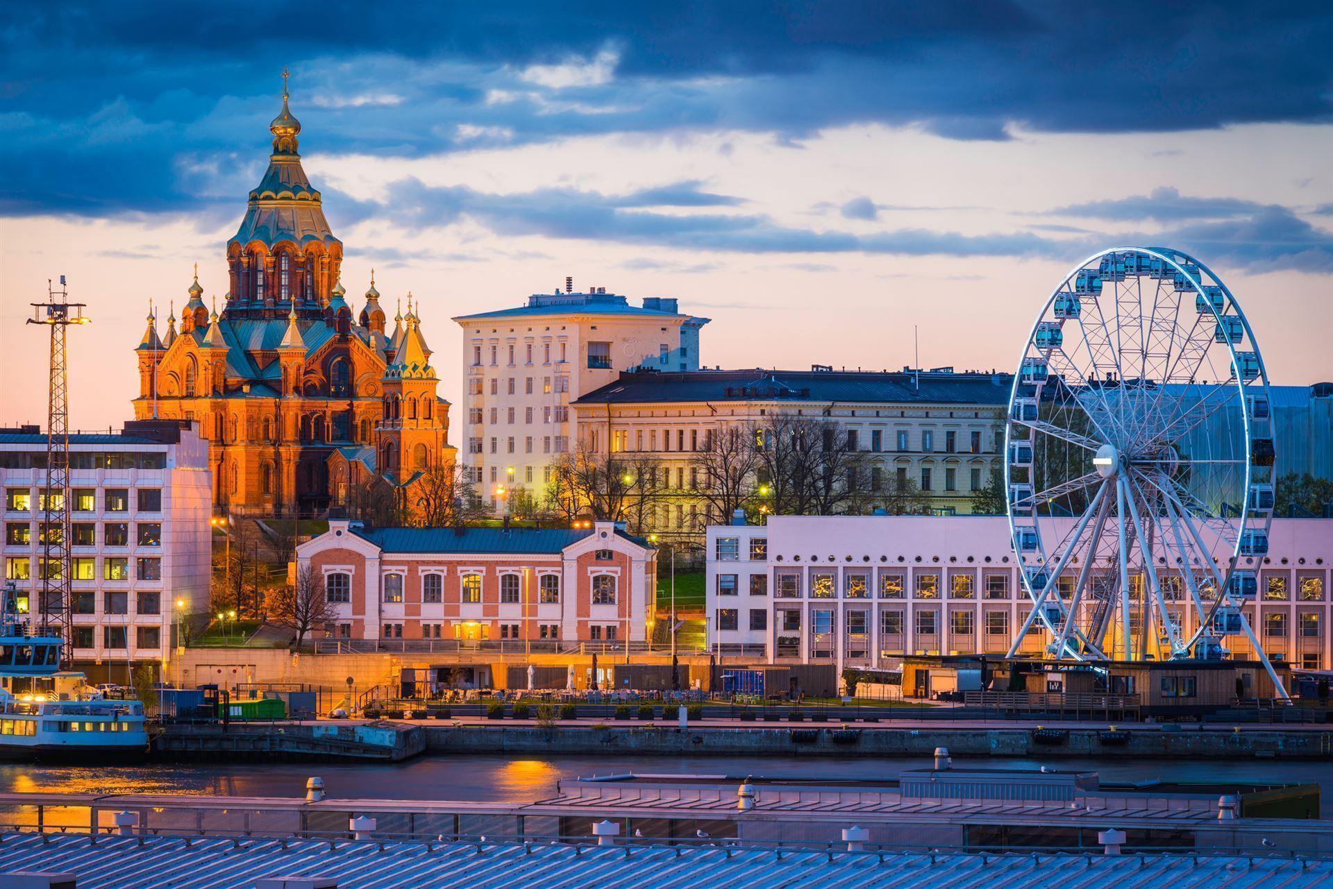 Uspenski Kathedrale bei Nacht