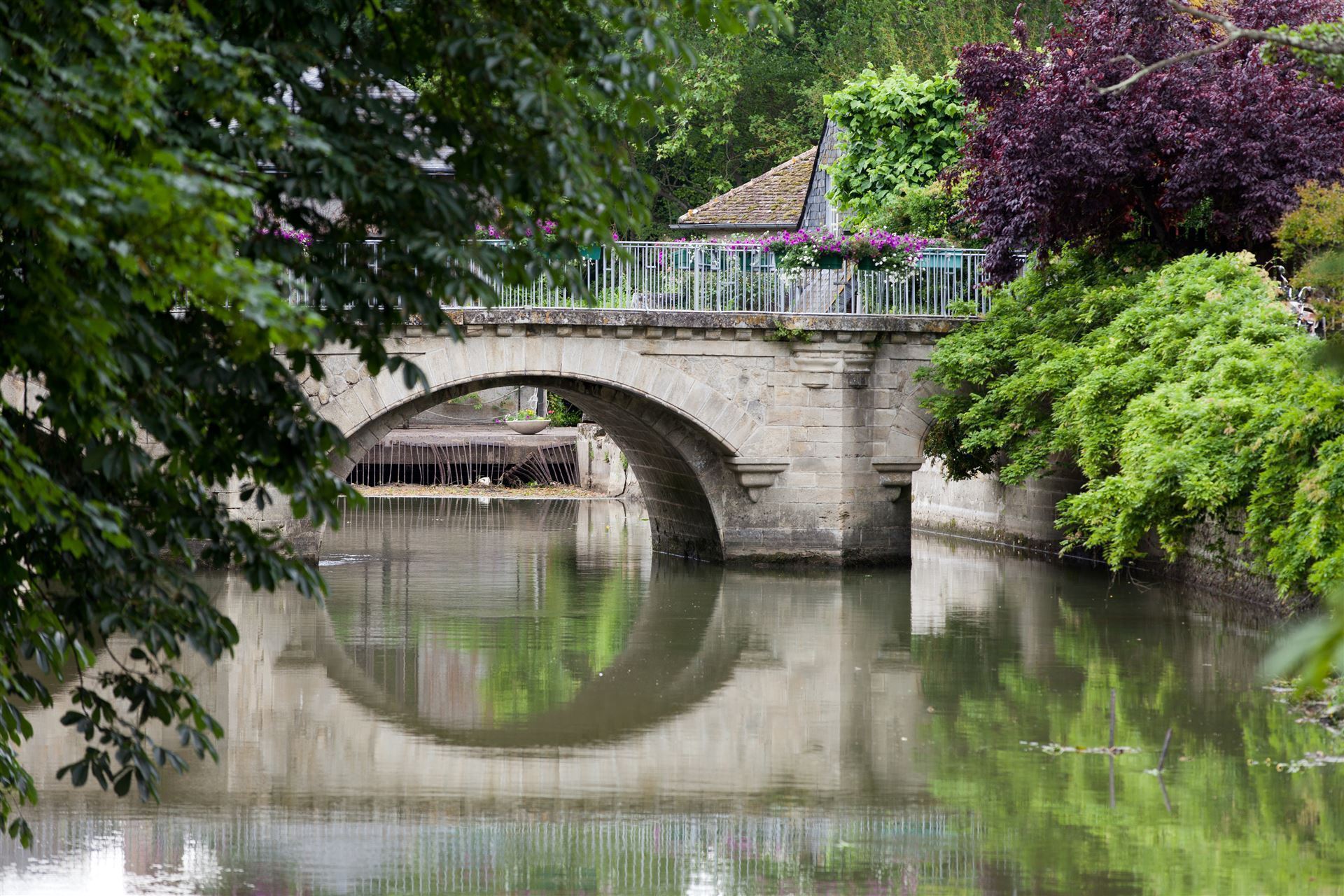 Alte Brücke in Azay Le Rideau