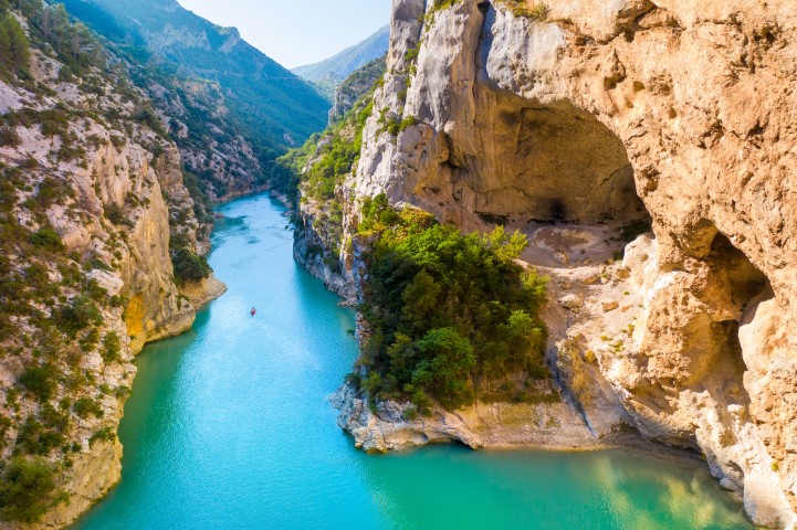 Wunderschöner Blick auf die Verdonschlucht. Aiguin, Provence, Frankreich