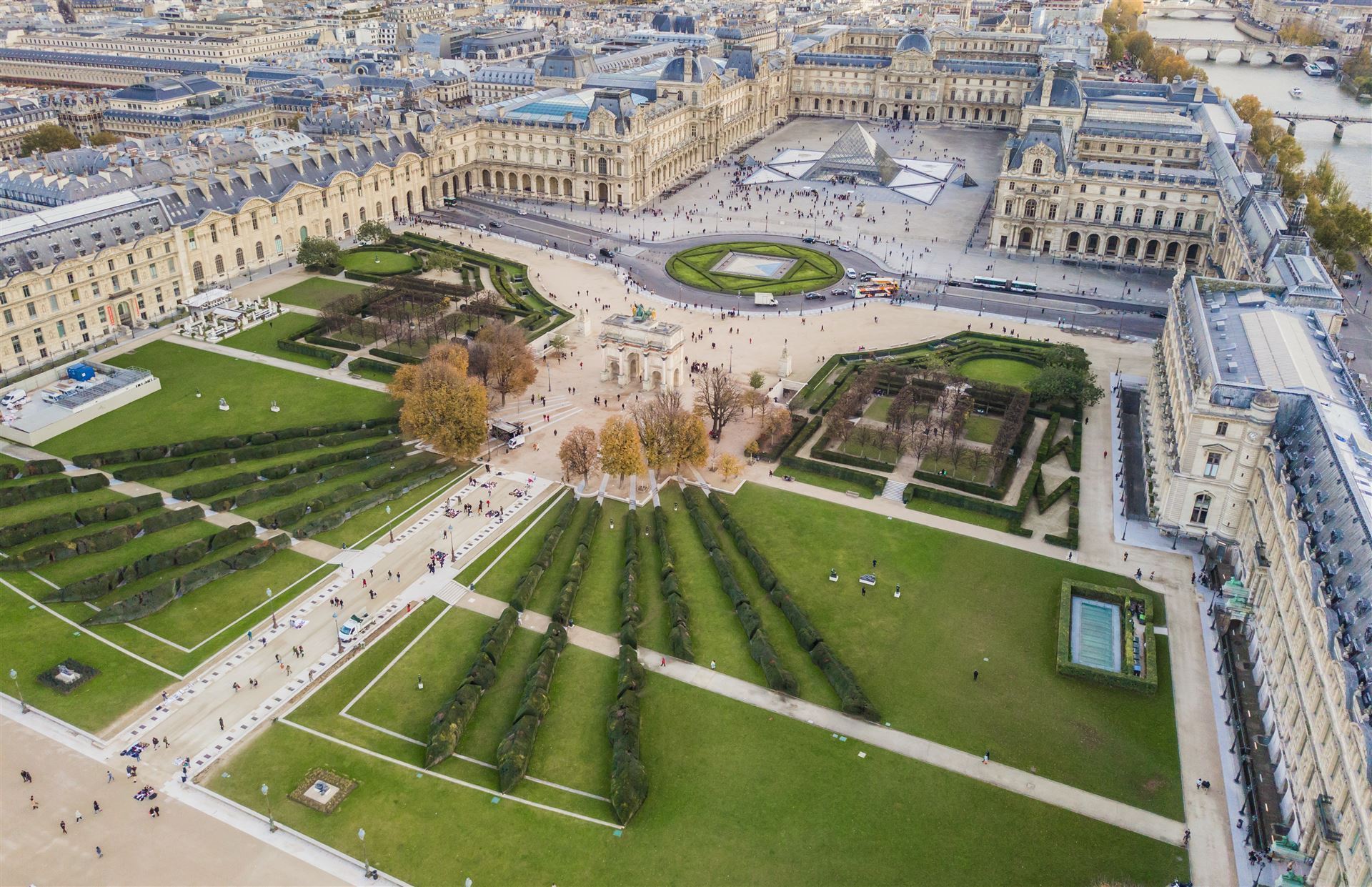 Louvre