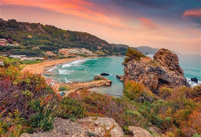 Insel Korfu Blick zum Pelekas Beach