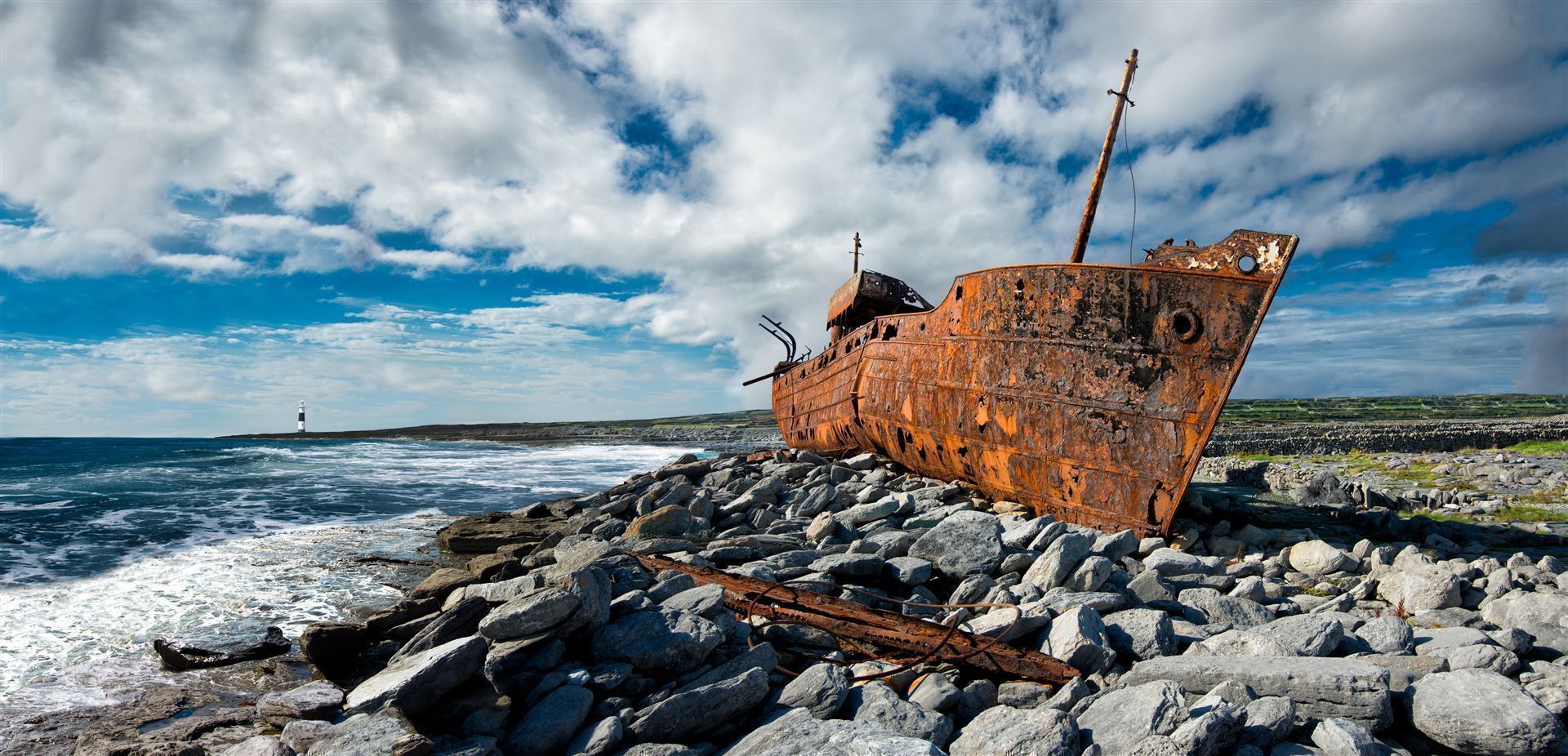 Schiffswrack vor den Aran Inseln
