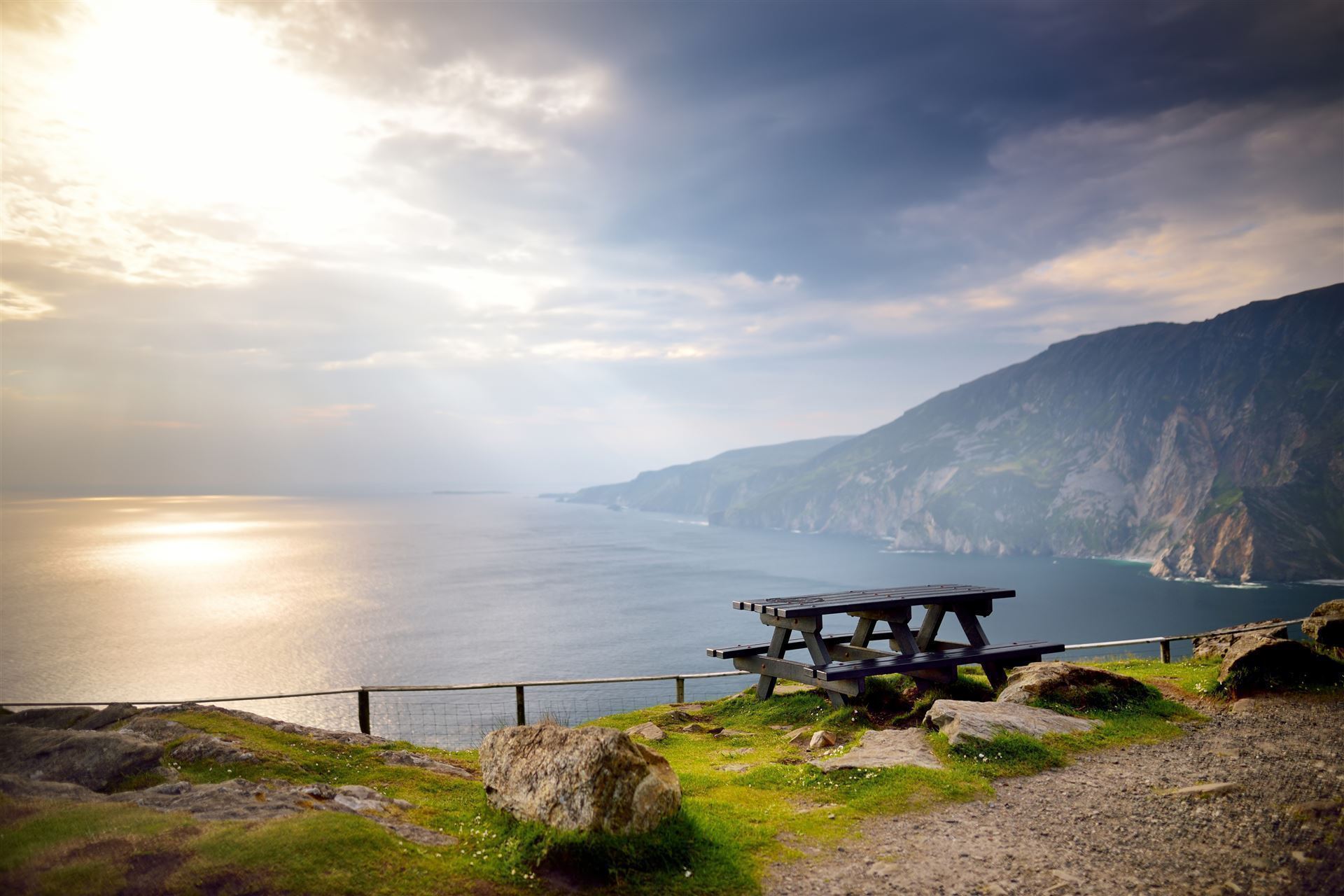 Platz mit Aussicht an den Klippen Slieve League