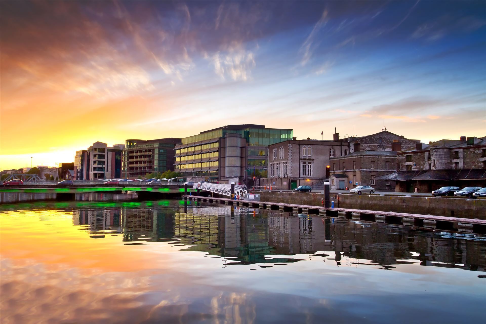 Impressionen aus Cork bei Sonnenuntergang