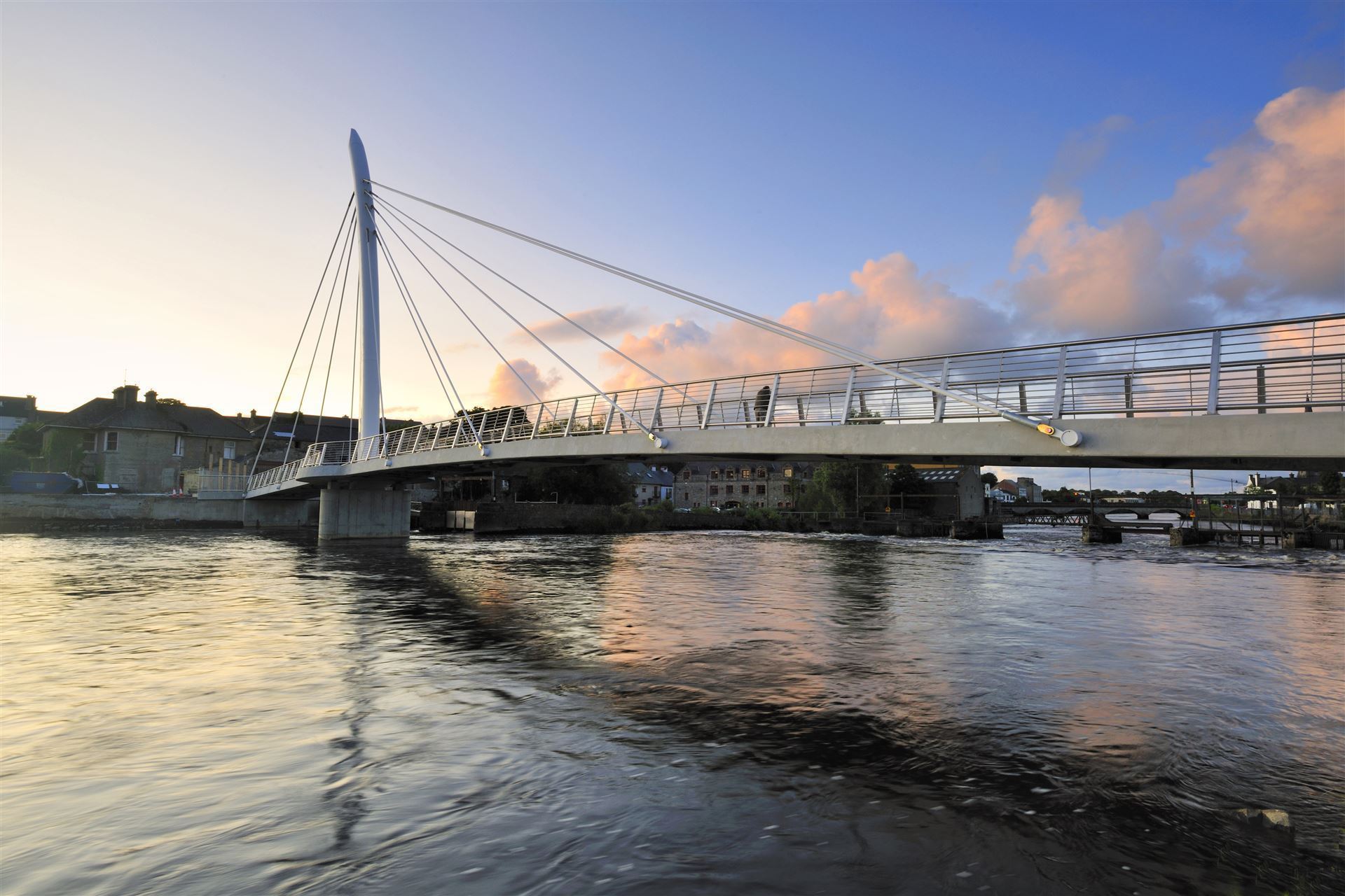 Fußgängerbrücke in Ballina