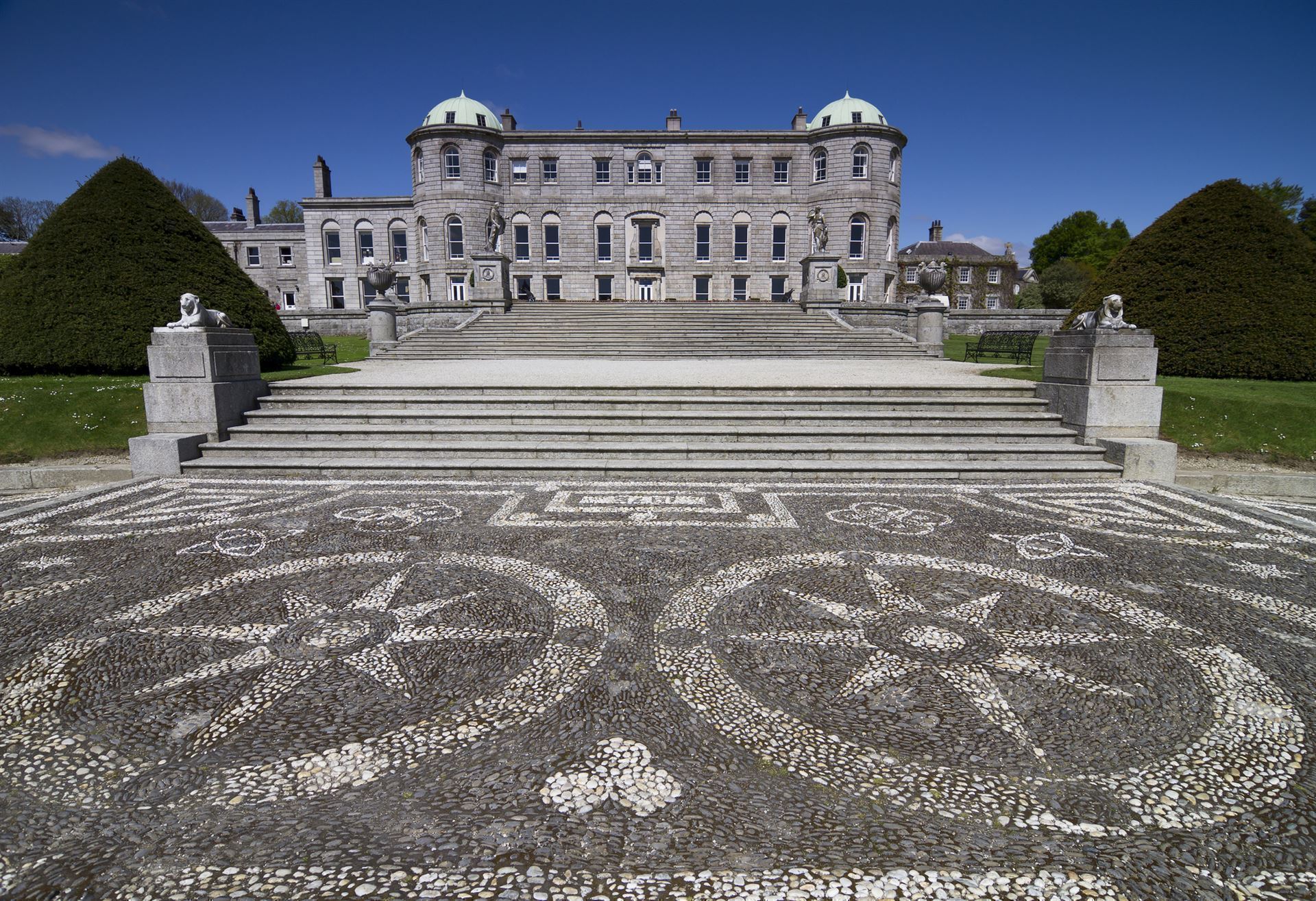 Powerscourt House