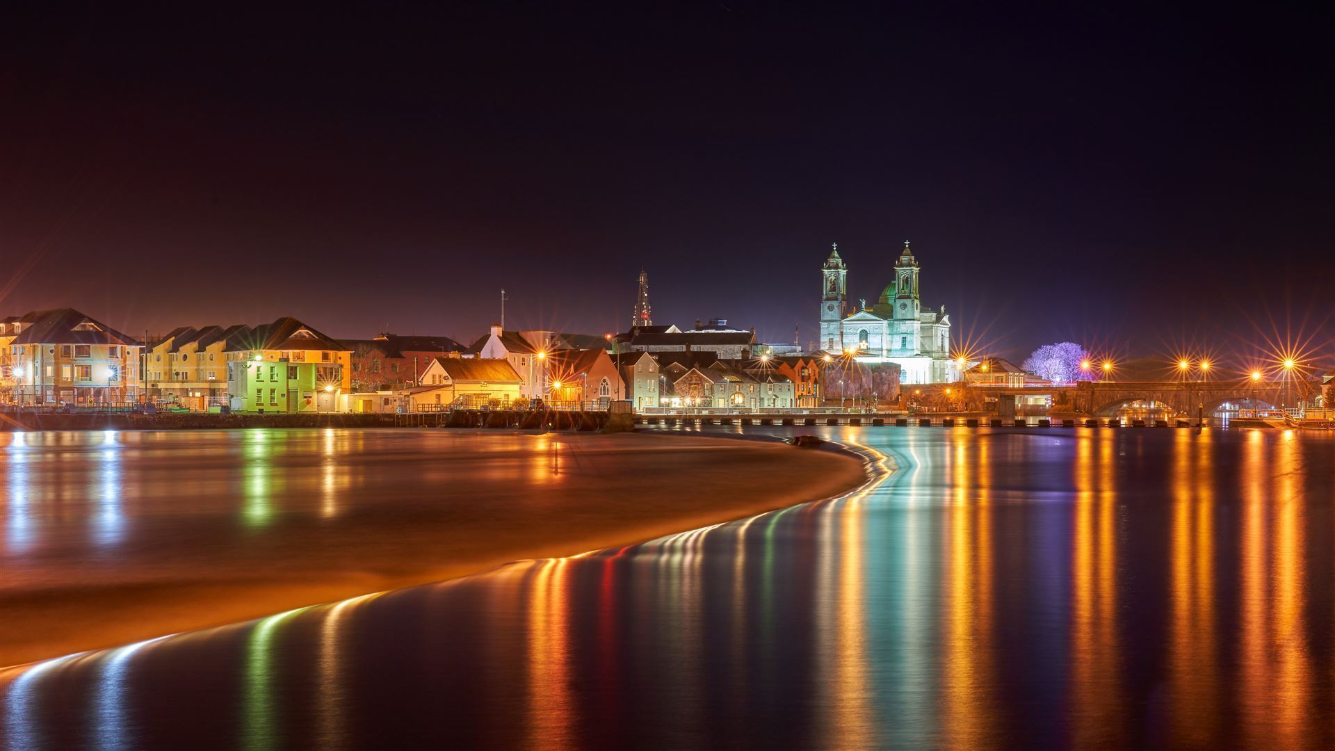 Athlone bei Nacht