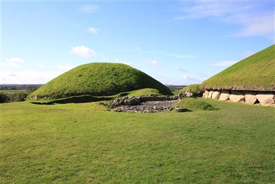 Grabhügel in Knowth