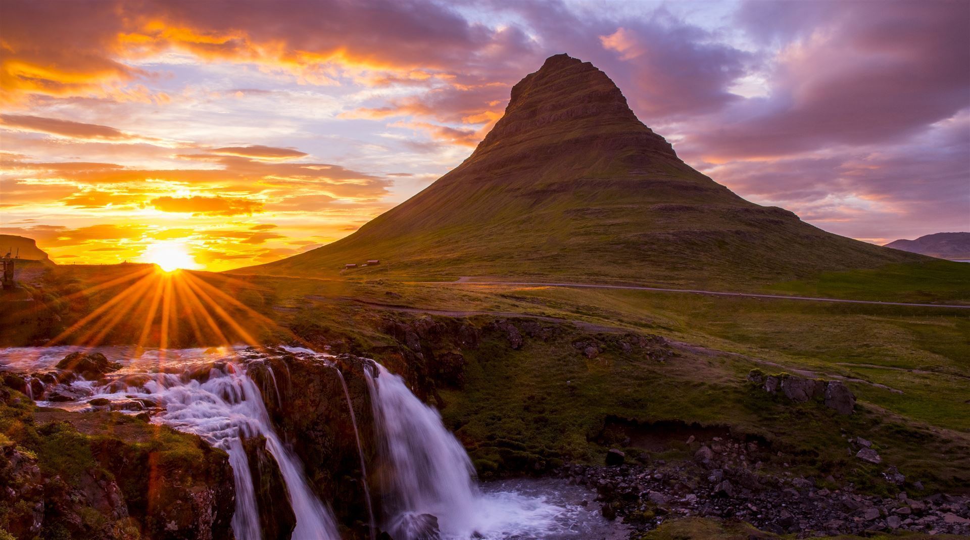 Gullfoss_Wasserfall_bei Sonnenuntergang