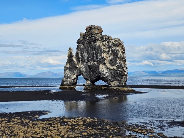 Vatnsnes- Basaltfelsen