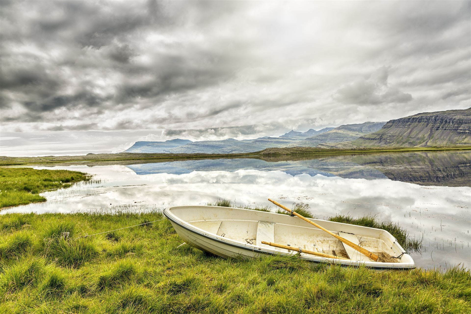 Island_See nahe Egilstadir