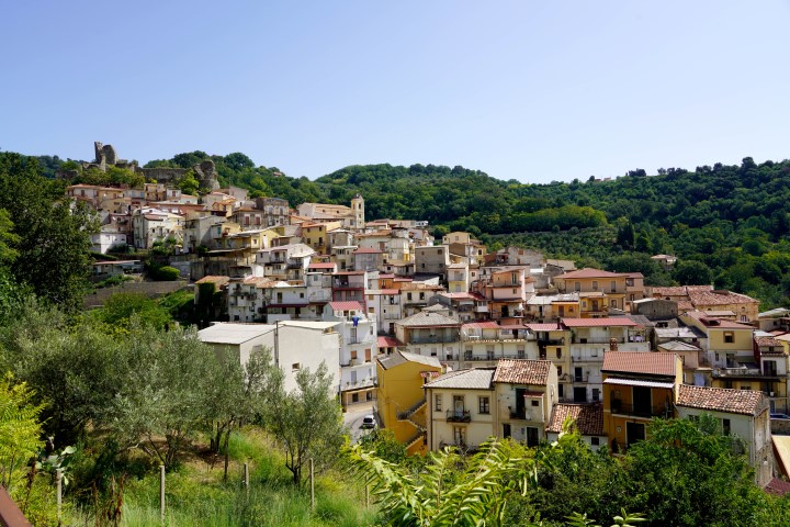 Altstadt von Nicastro mit Burg in Lamezia Terme, Kalabrien, Italien