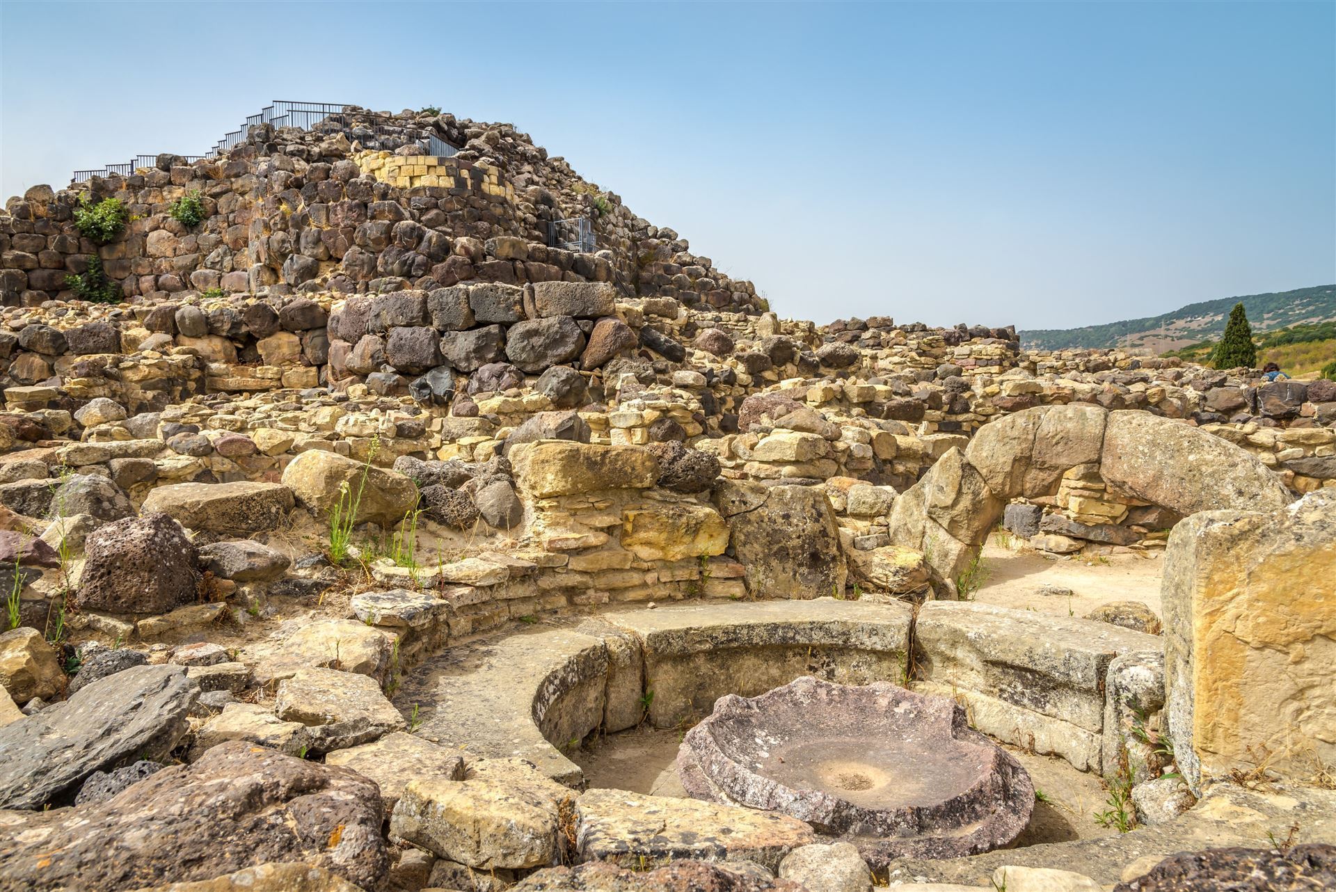 Ruinen der Nuraghe Su Nuraxi