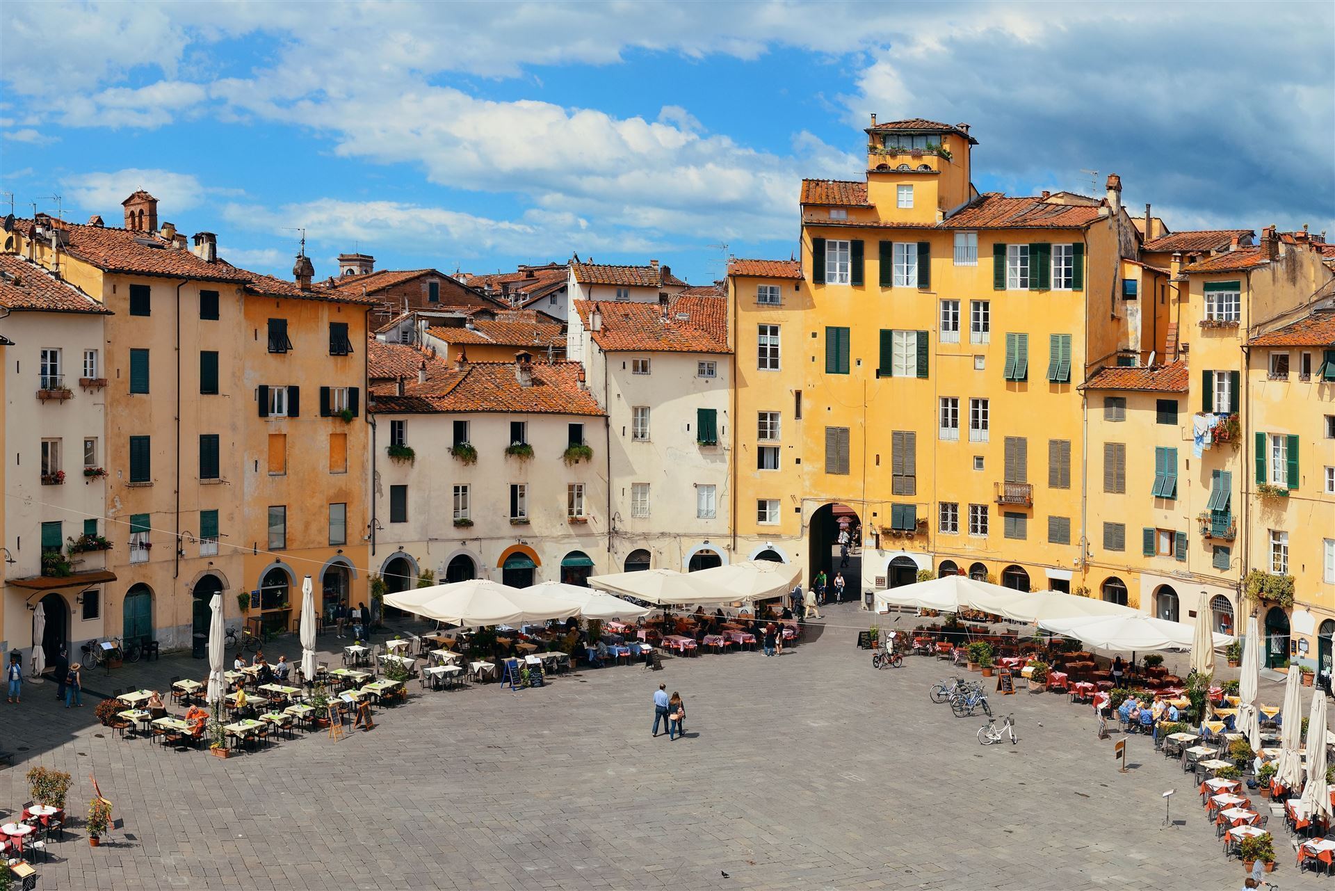 Italien Toskana Lucca Piazza Dell Anfiteatro