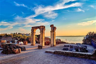 Italien Lombardei Sirmione Ruinen