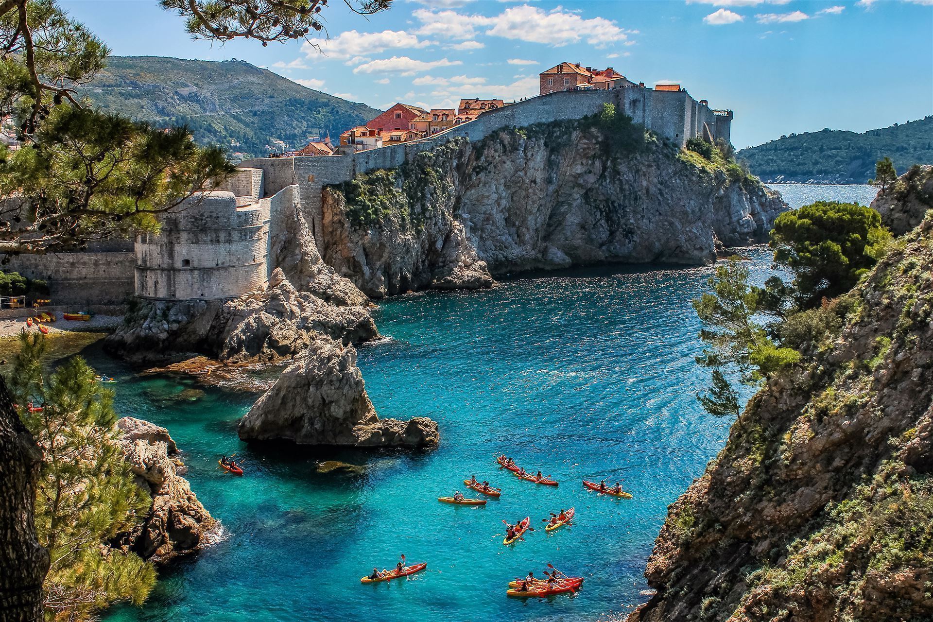 Kroatien Dubrovnik Stadtmauer