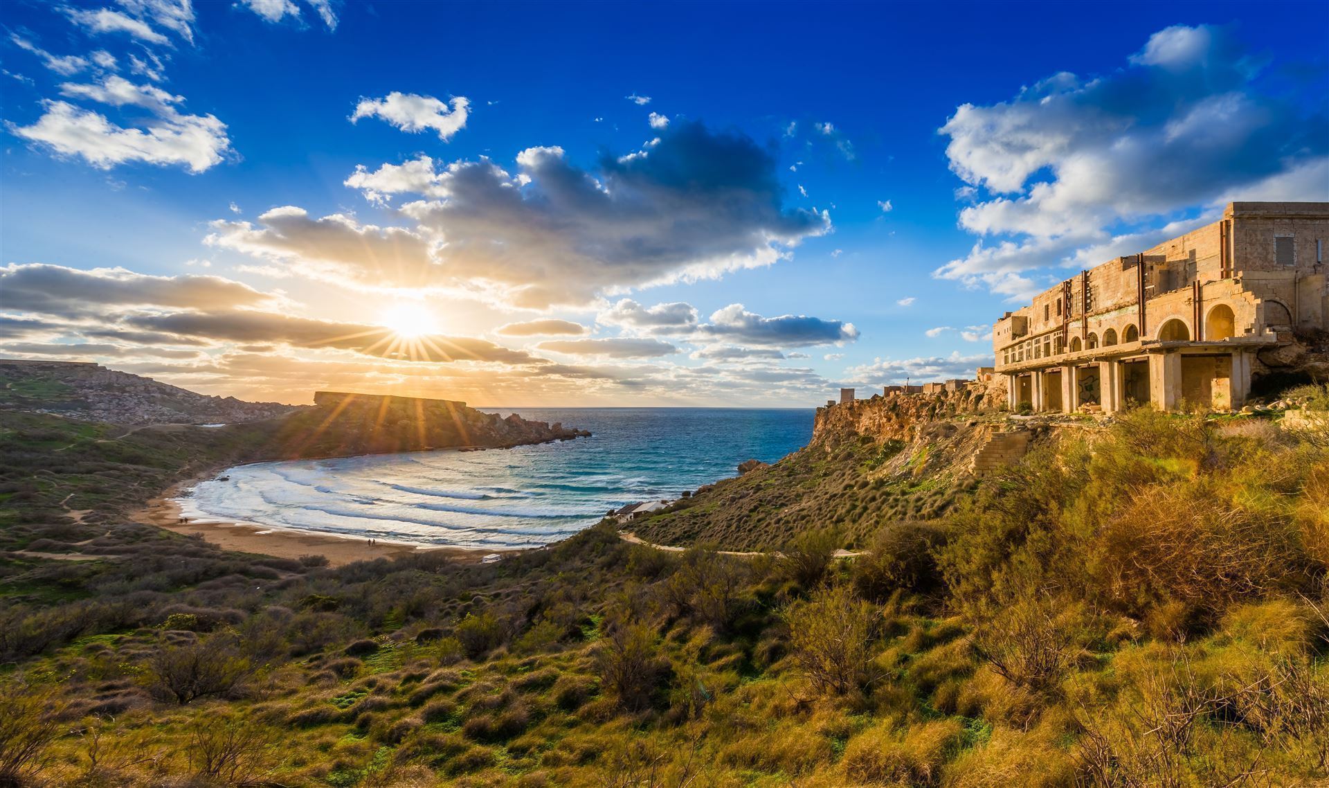 Malta Ghajn Tuffeha Beach nahe Melliha