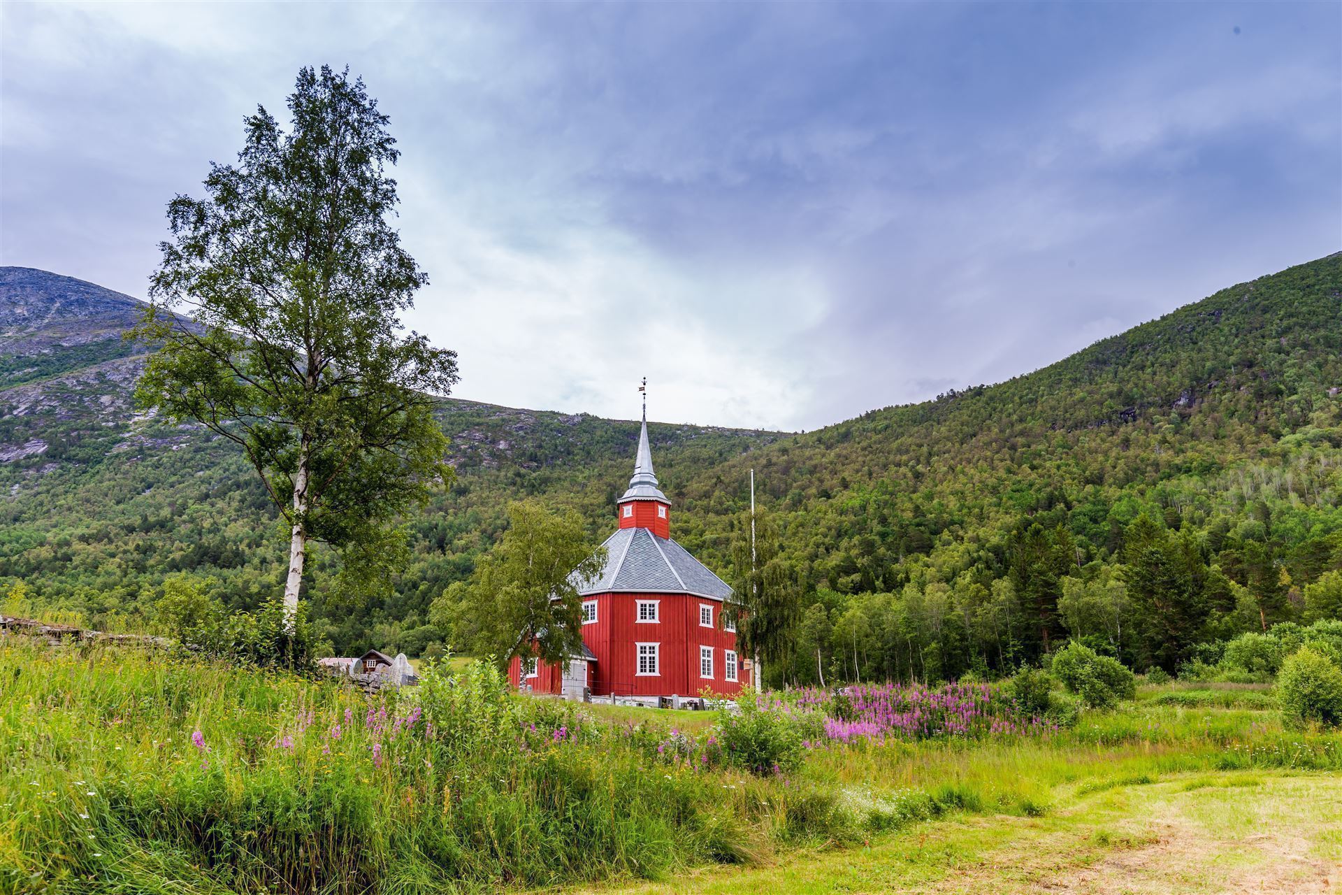 Lonset Kirche in Oppdal, Norwegen