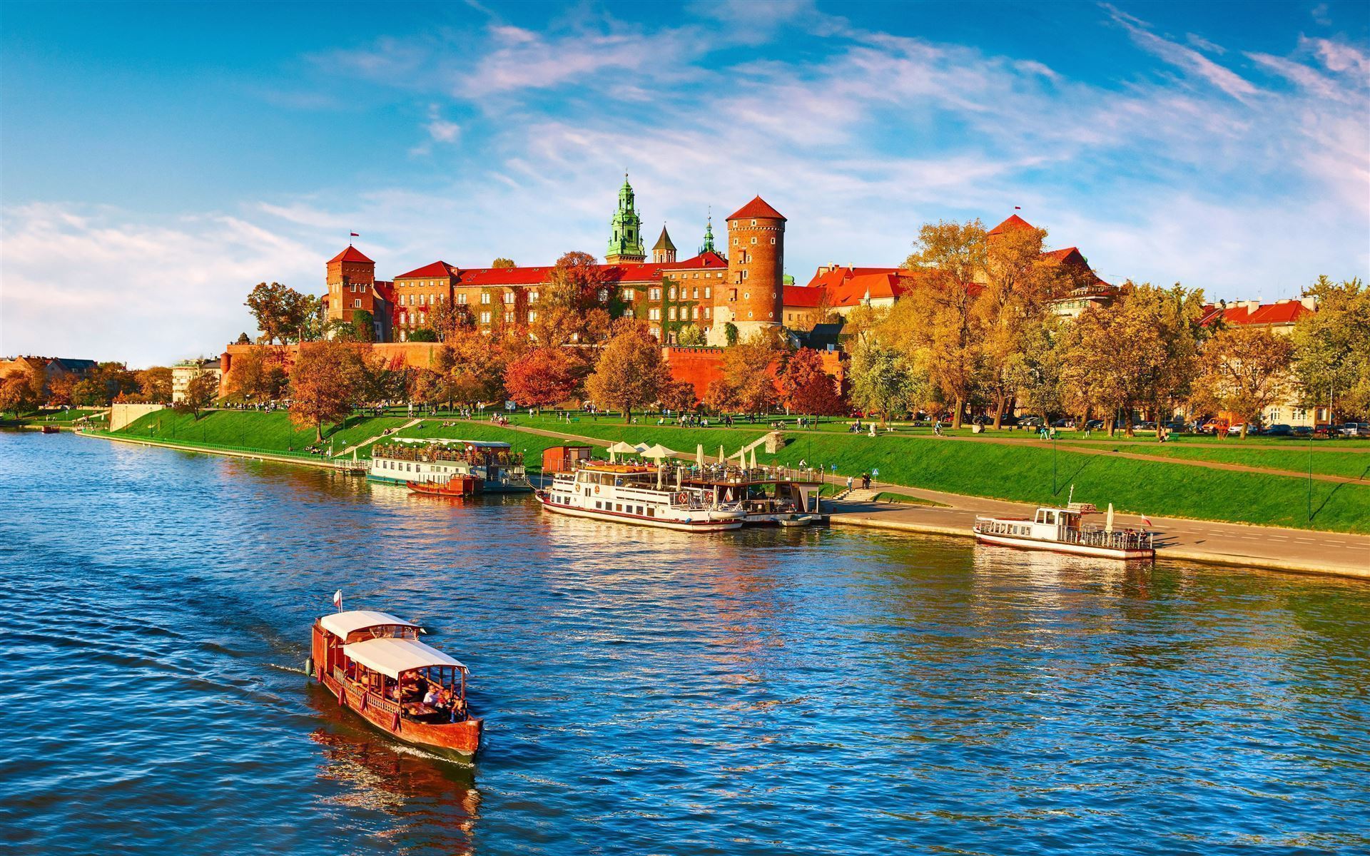 Schloss Wawel von Wasser aus