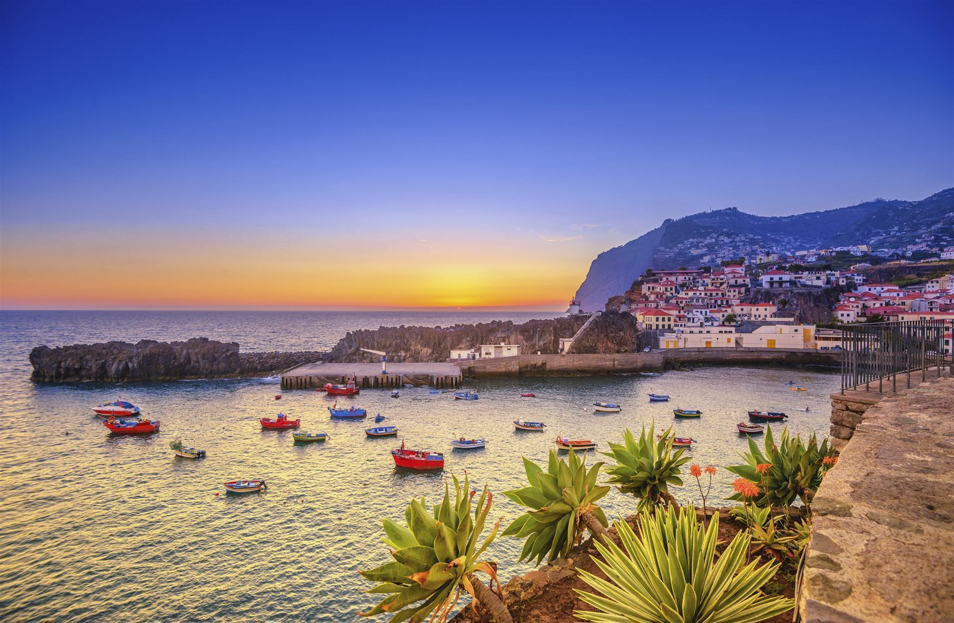 Madeira Camara de Lobos bei Sonnenuntergang
