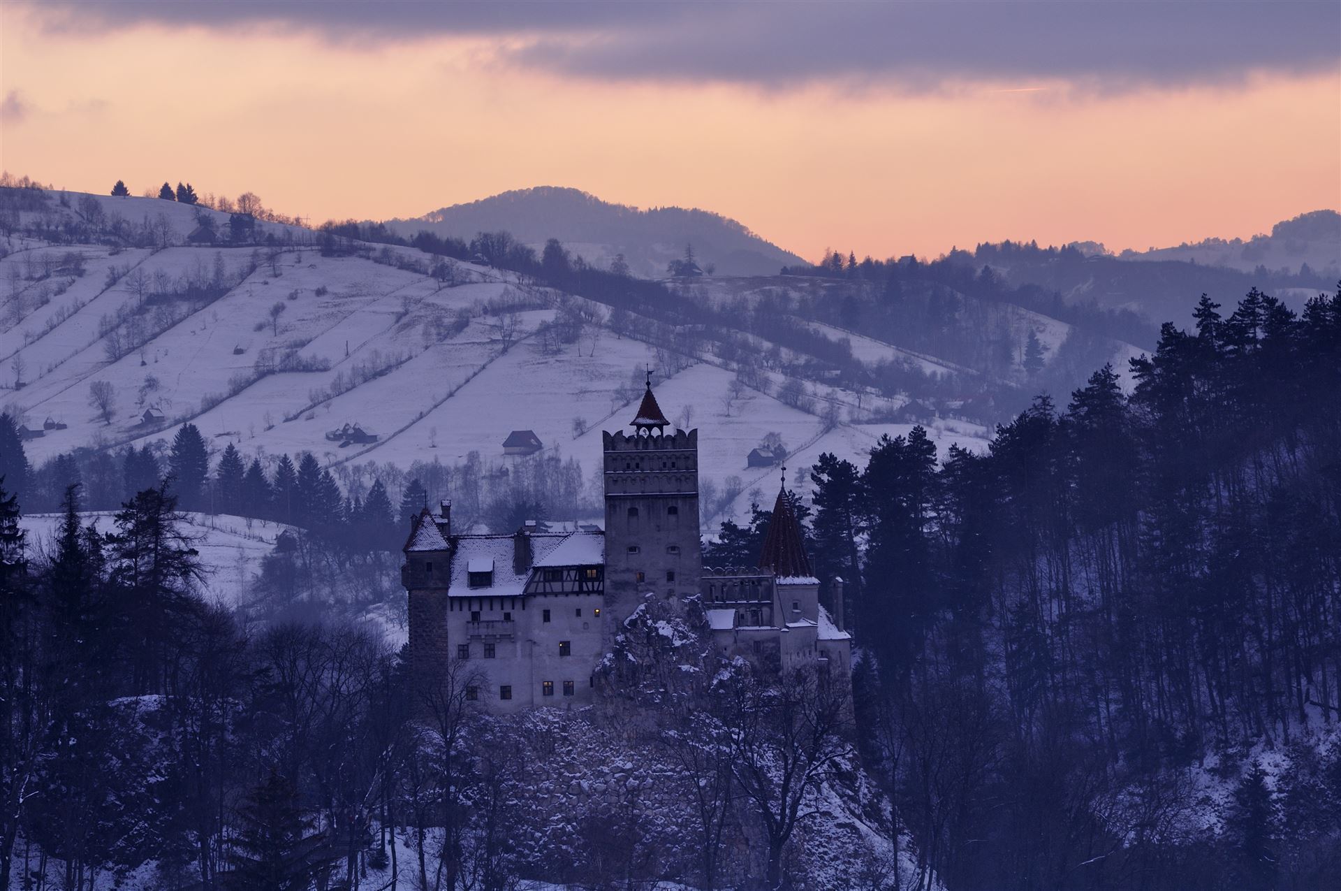 Schloss Törzburg bei Nacht