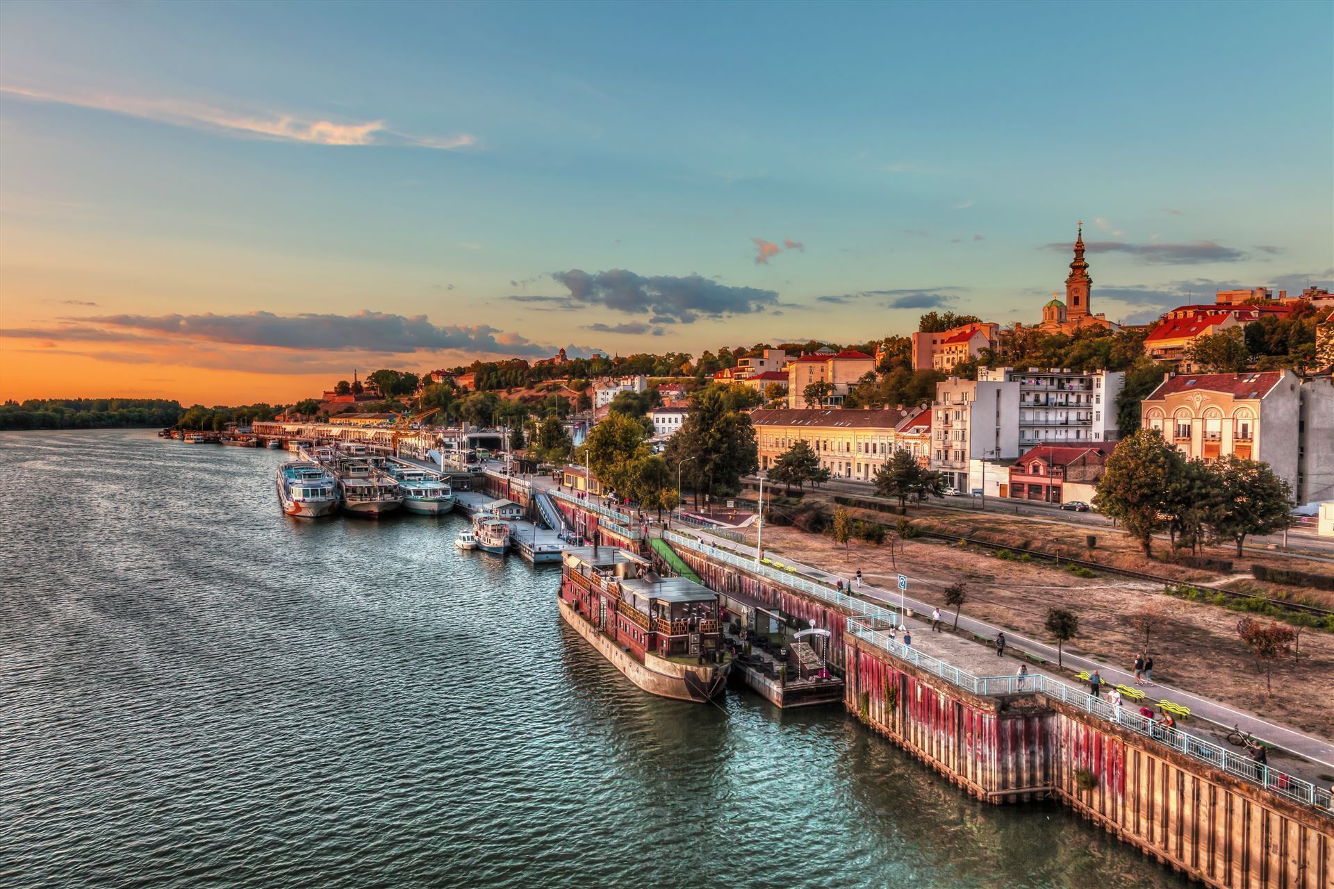 Belgrad mit Anlegehafen