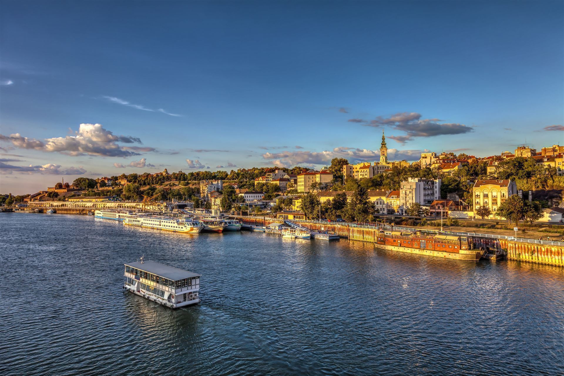 Belgrad mit Blick auf die Donau