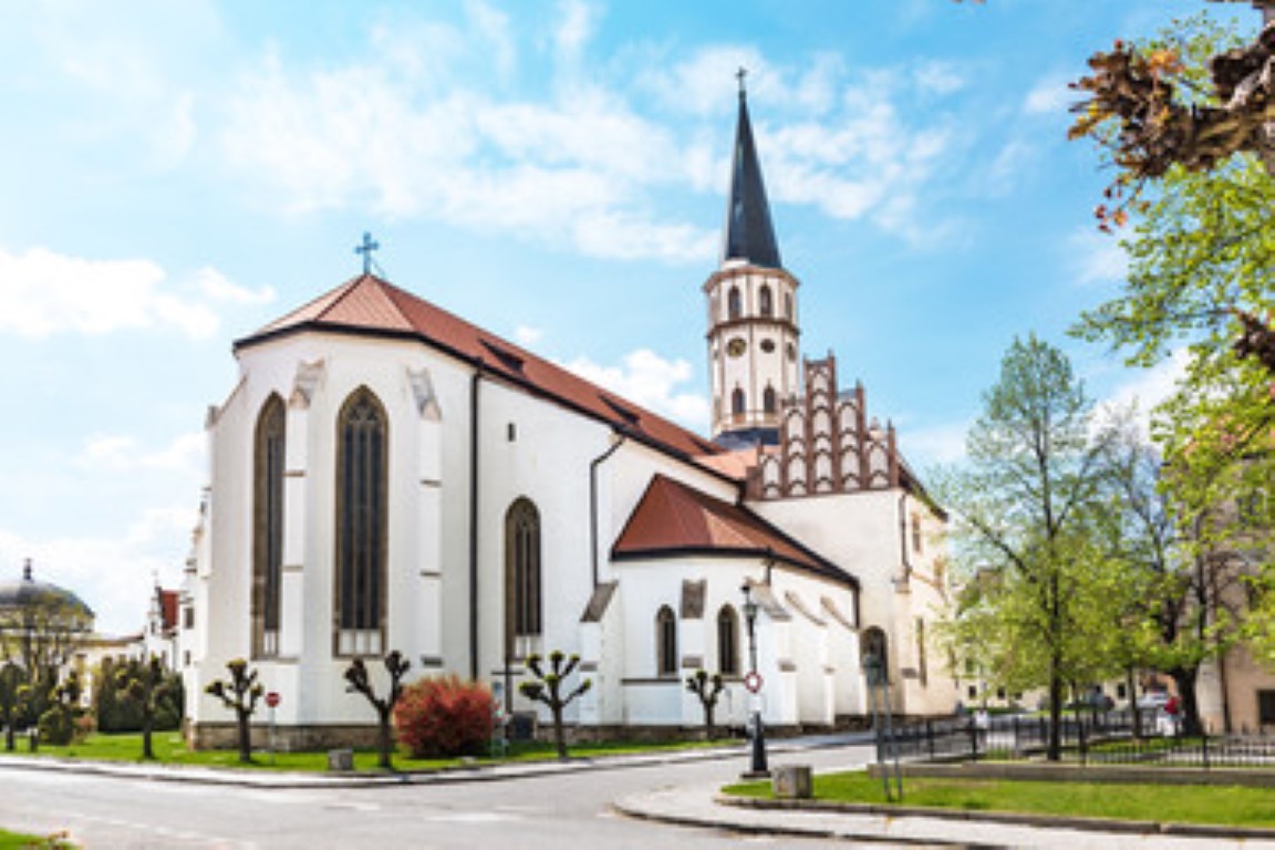 Jakobus-Basilika auf dem Meister-Paul-Platz in der Altstadt von Levoca 