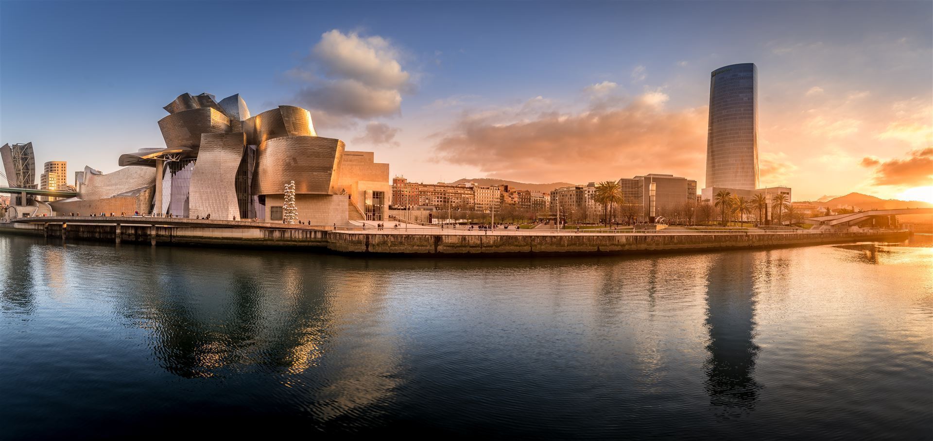 Bilbao Blick zum Guggenheim Museum