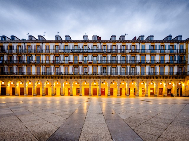 San Sebastian, Plaza de la Constitución