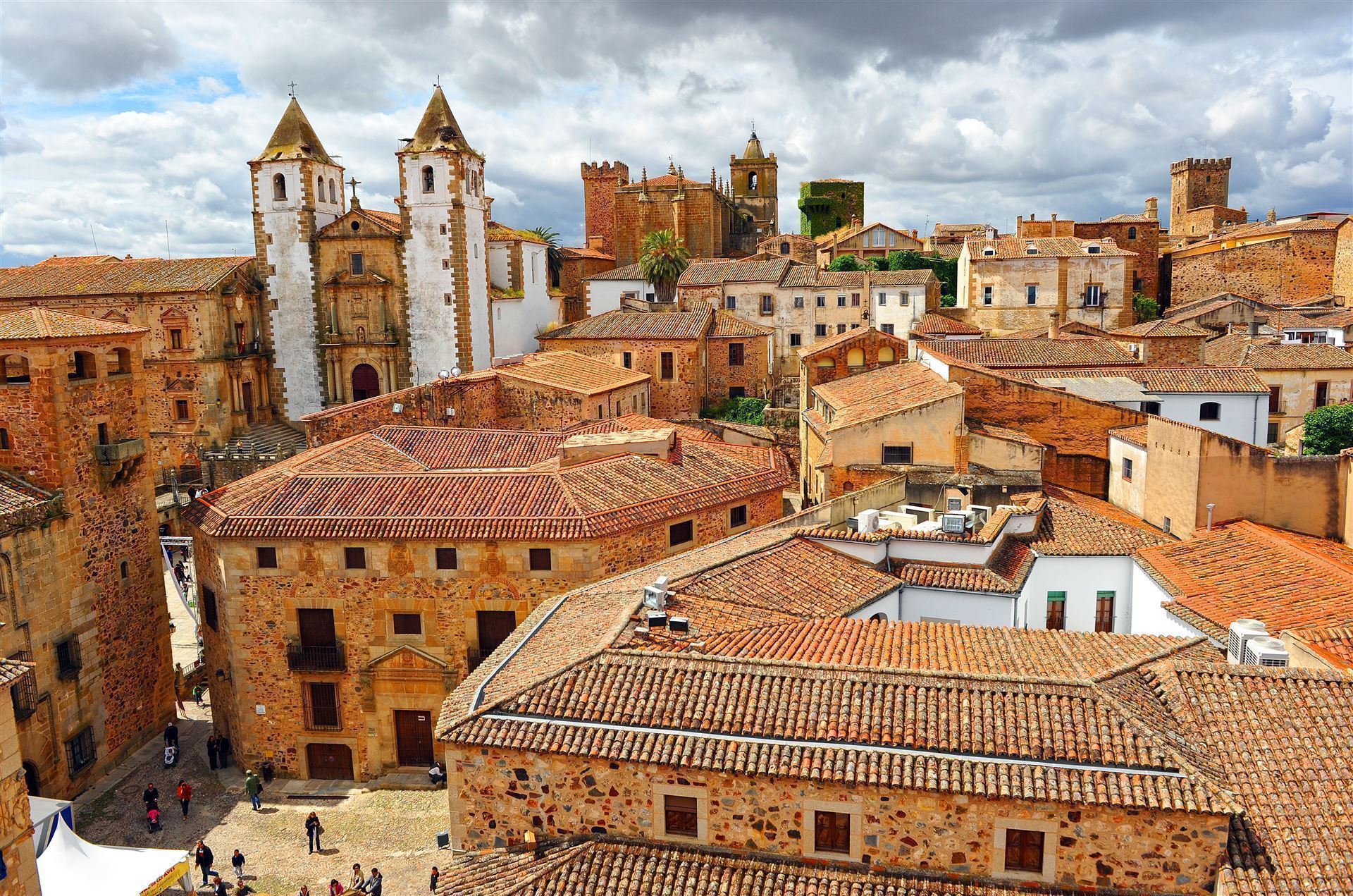Caceres