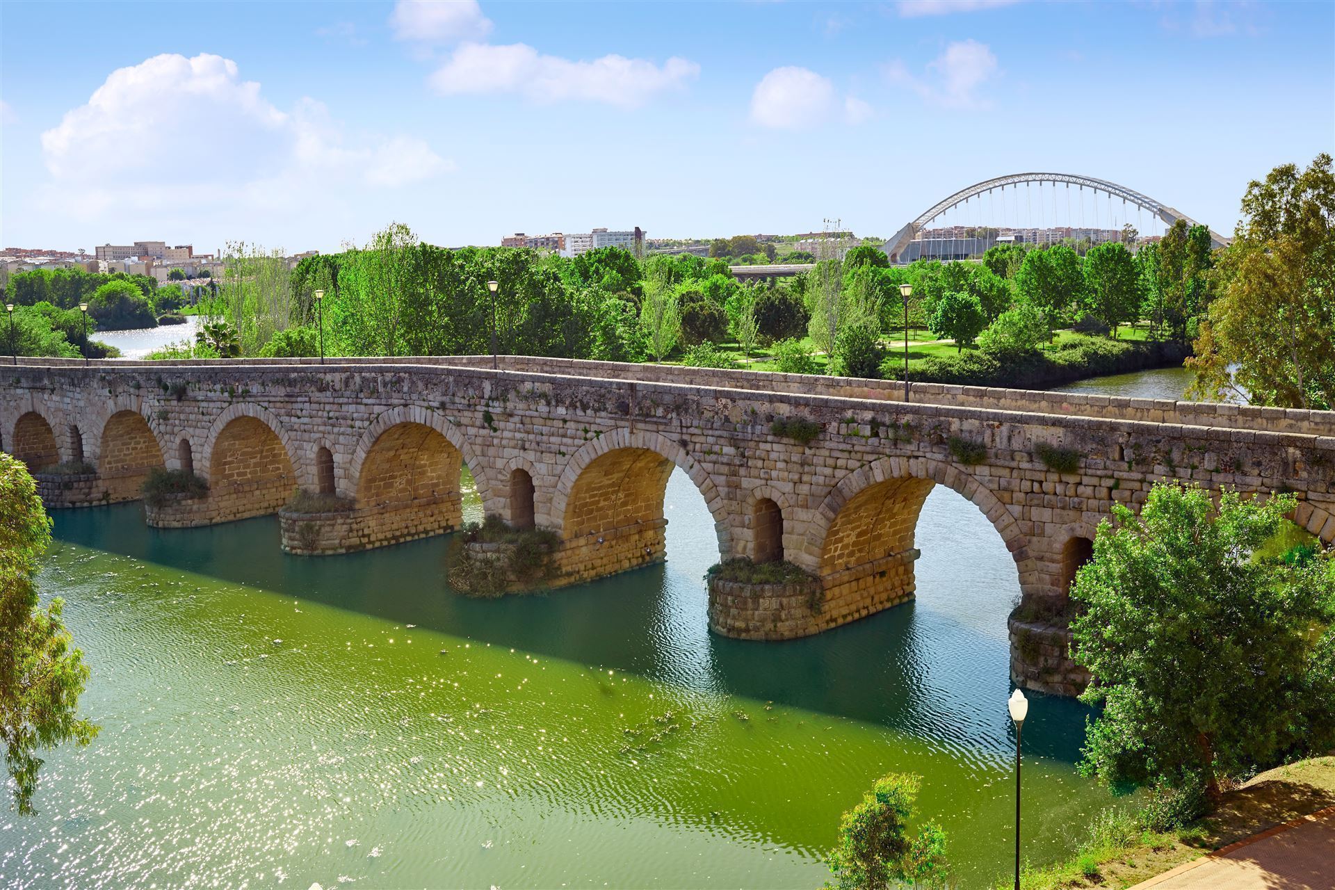 Römische Brücke über den Fluss Guadiana in Merida 