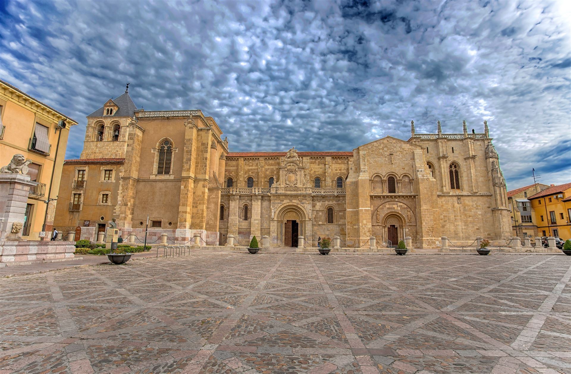 Basilika San Isidoro in Leon
