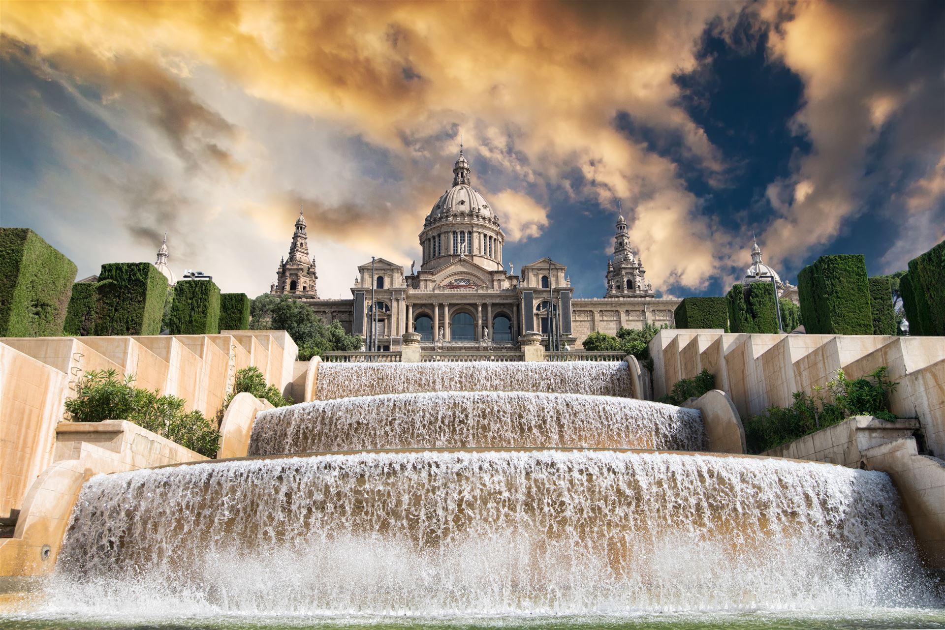 Barcelona Palau Nacional auf dem Montjuïc
