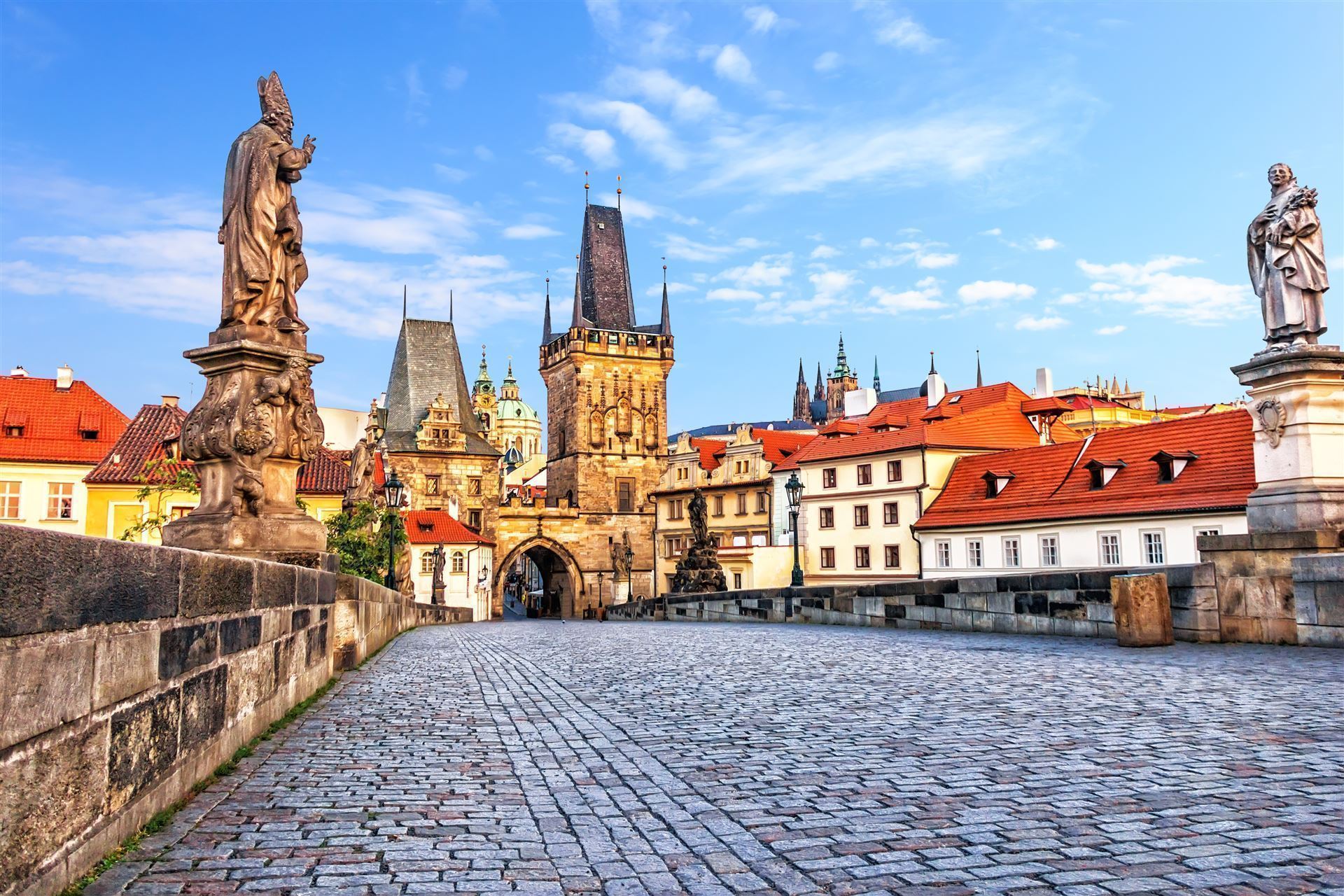 Karlsbrücke mit Moldau