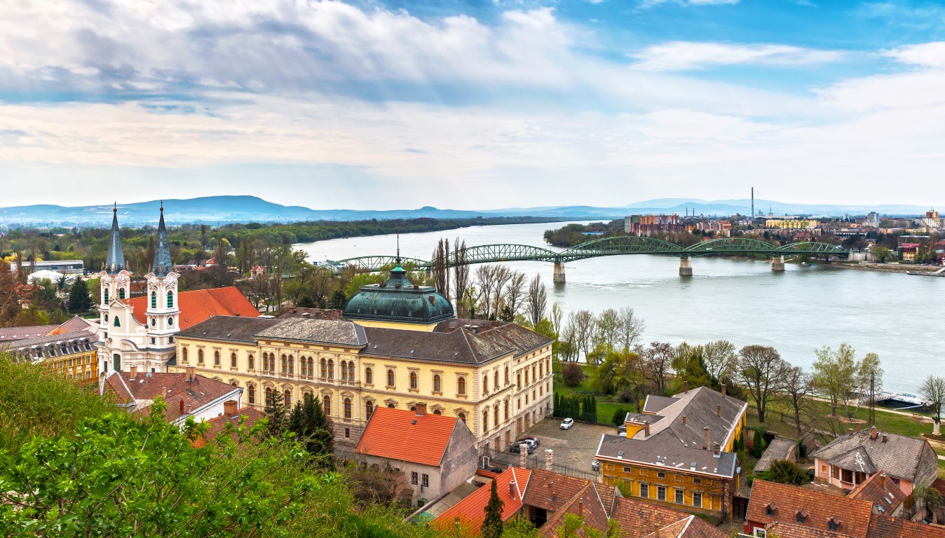 Visegrad_Blick auf die Donau von der Burg Visegrad, Ungarn