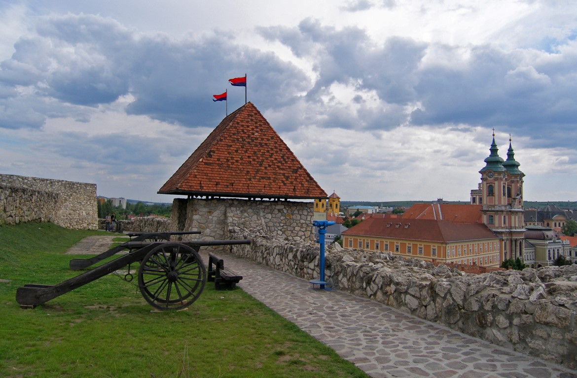 Eger_Burg von Eger mit Burghof