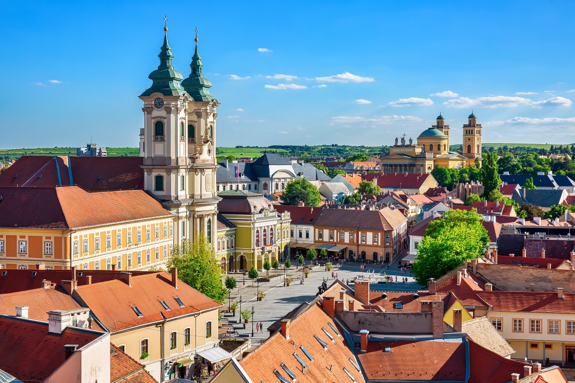 Eger_Stadtansicht_mit Kirchtuermen