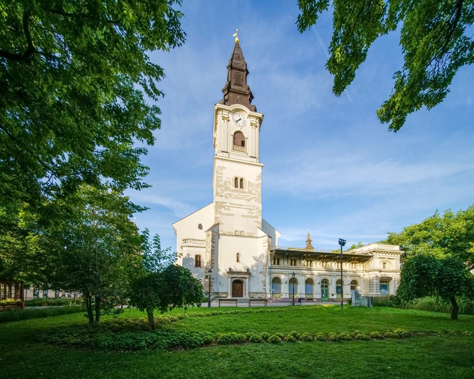 Kecskemet_Reformierte Kirche in der Stadt Kecskemet am Szabadsag-Platz