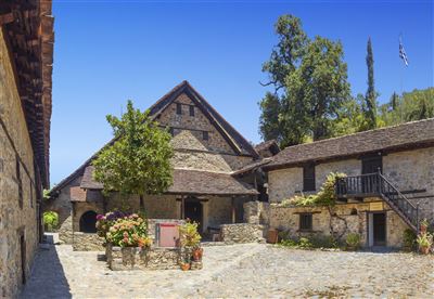 Saint John Lampadistis Kloster
