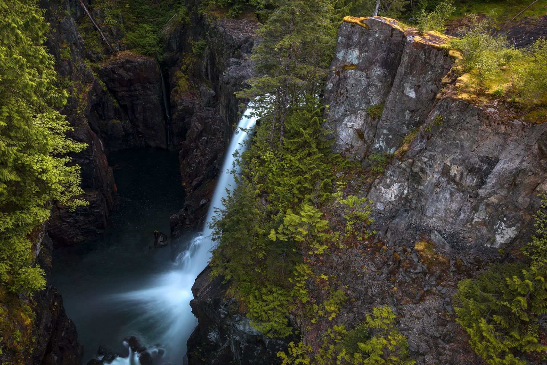 Elk Falls bei Campbell River