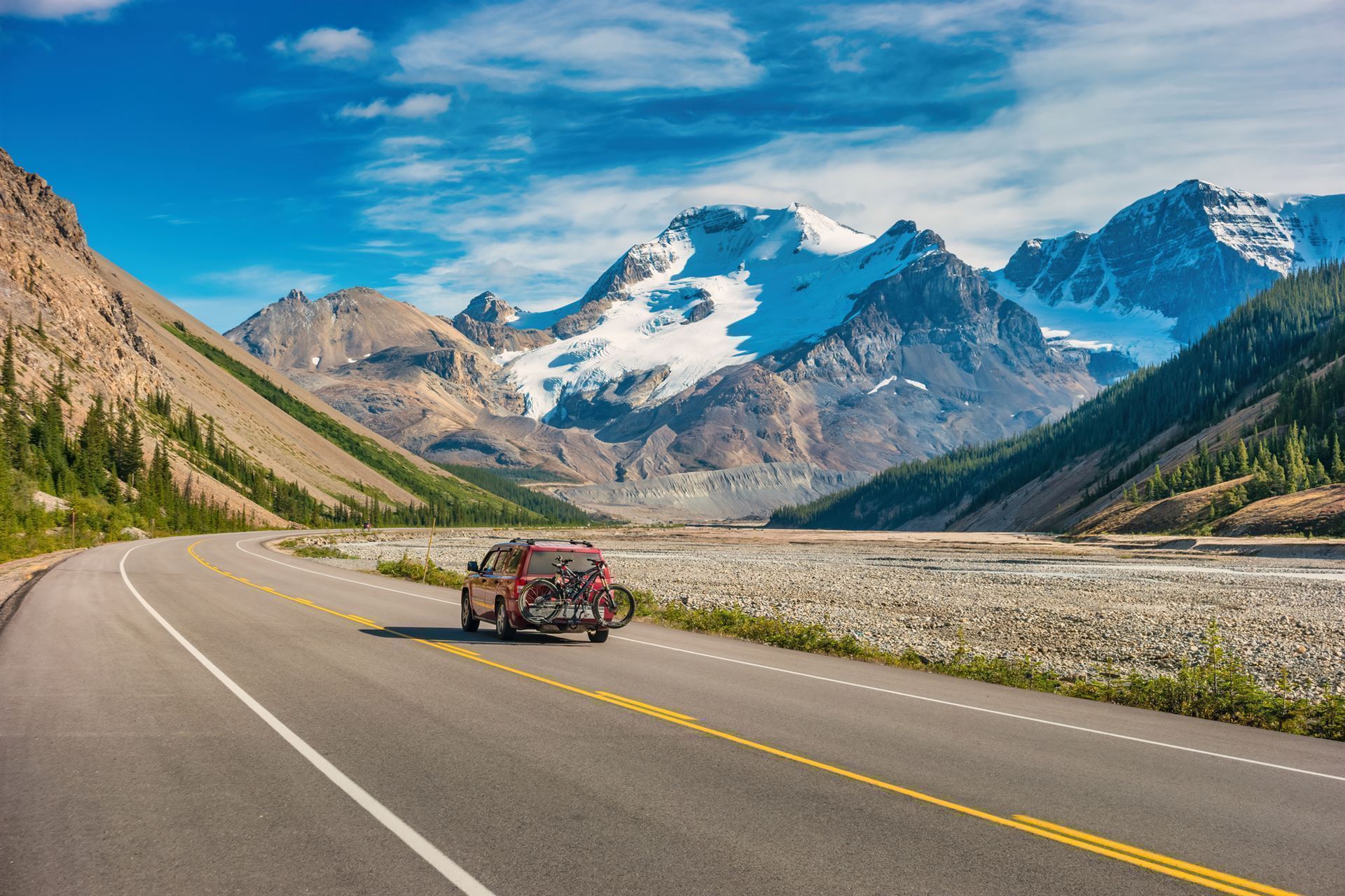 Mit dem PKW auf dem Icefields Parkway