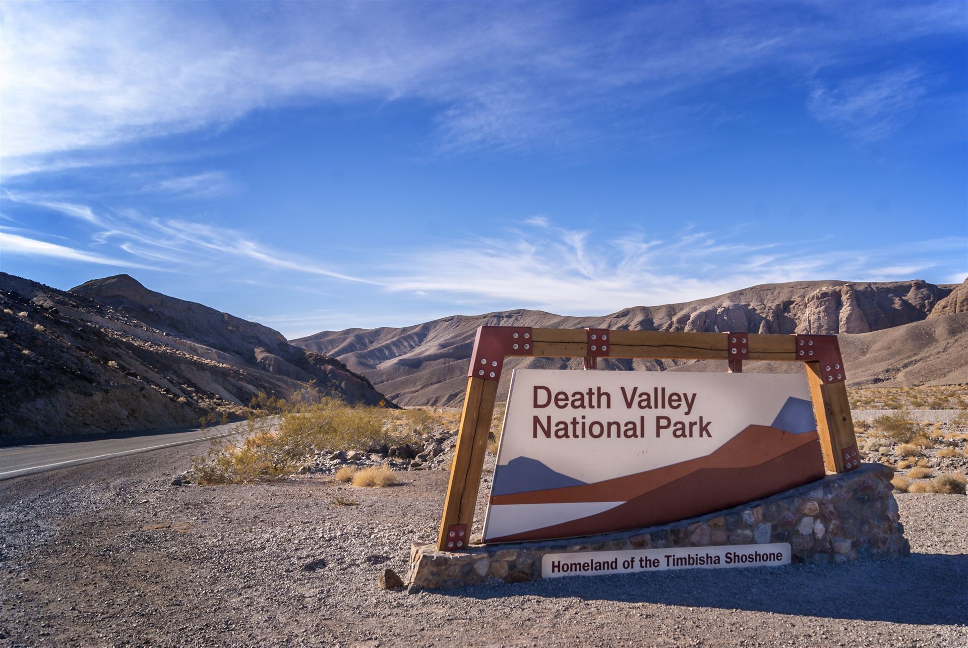 Eingangsschild am Death Valley Nationalpark