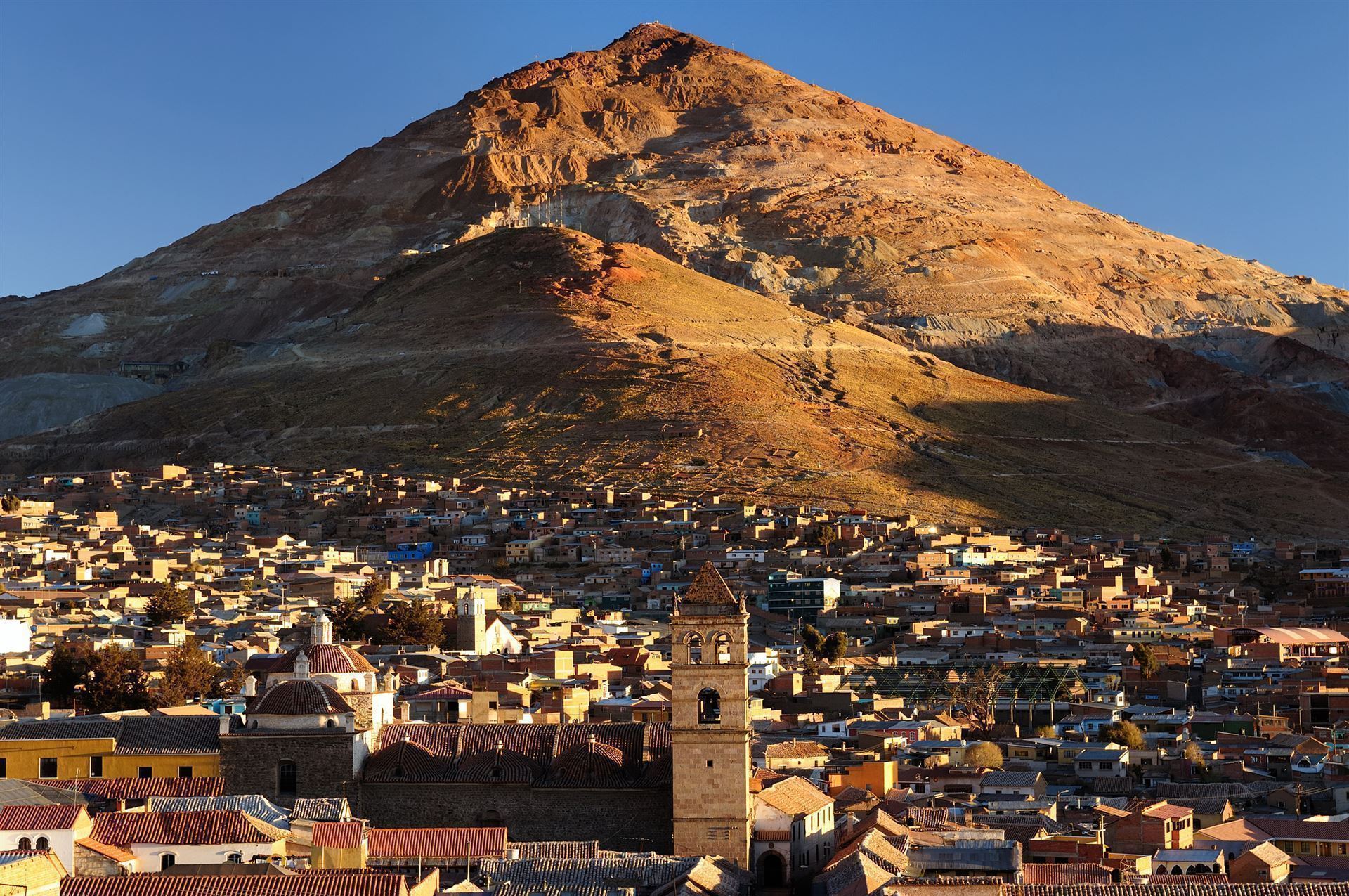 Potosi mit Berg Cerro Rico 