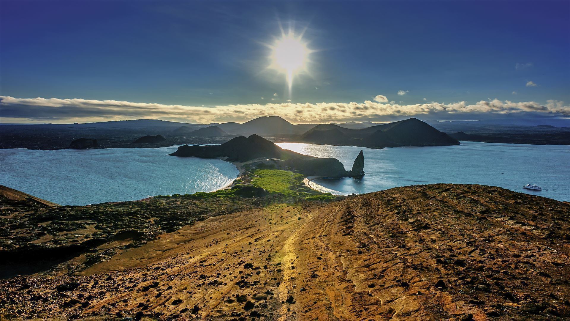 Sonnenuntergang auf Bartolome Island