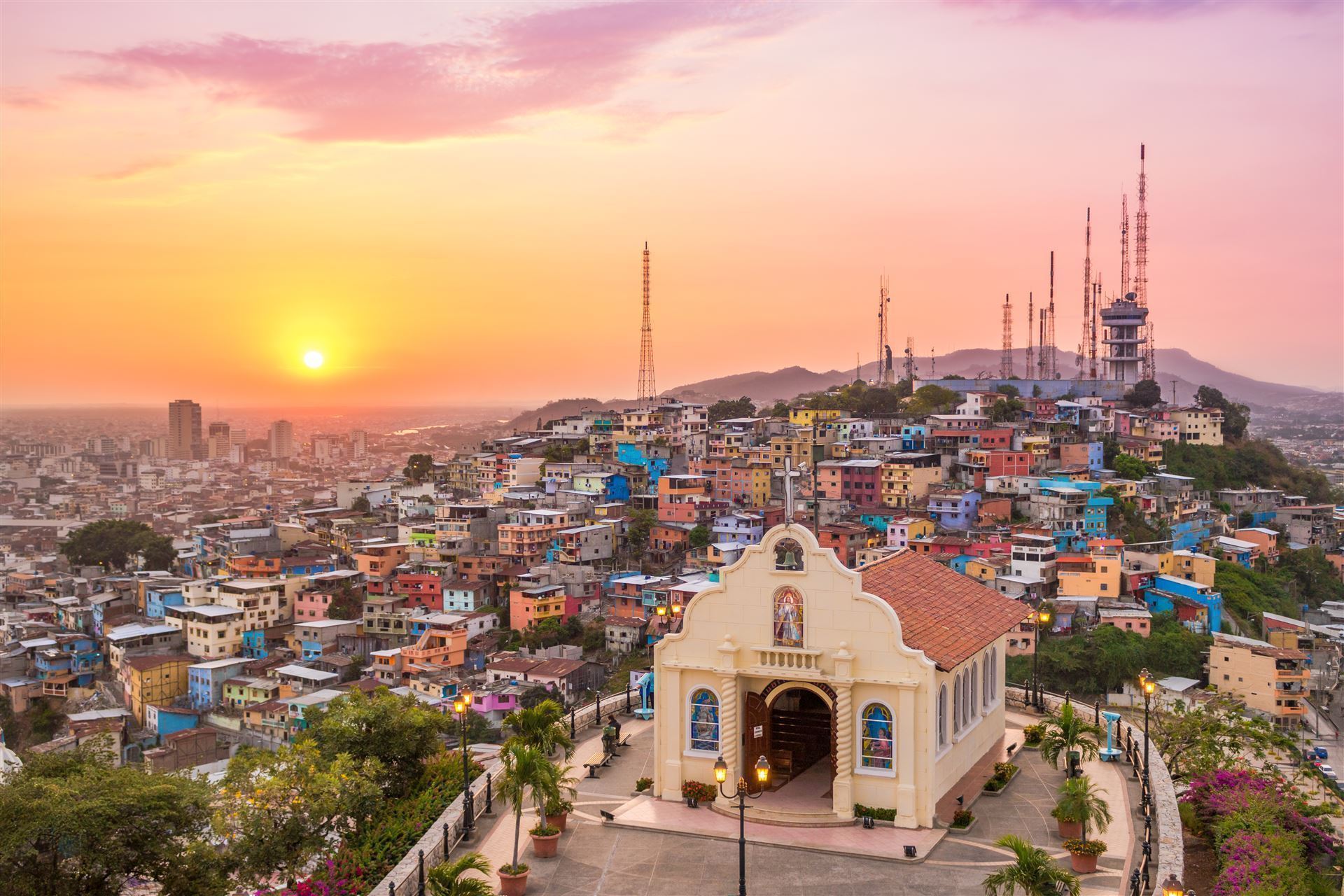 Guayapil bei Sonnenuntergang