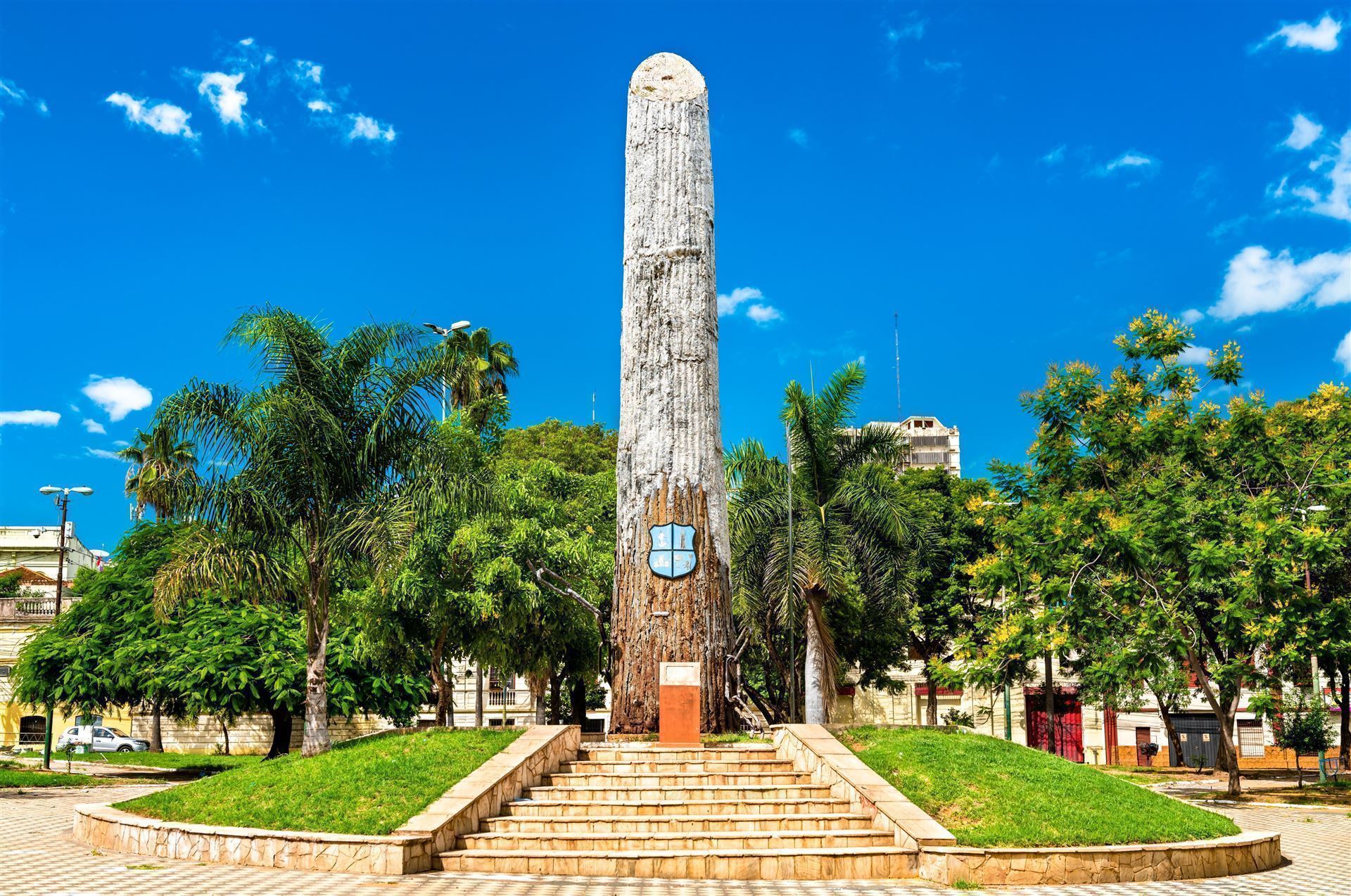 Plaza de Armes mit Denkmal der Mutter
