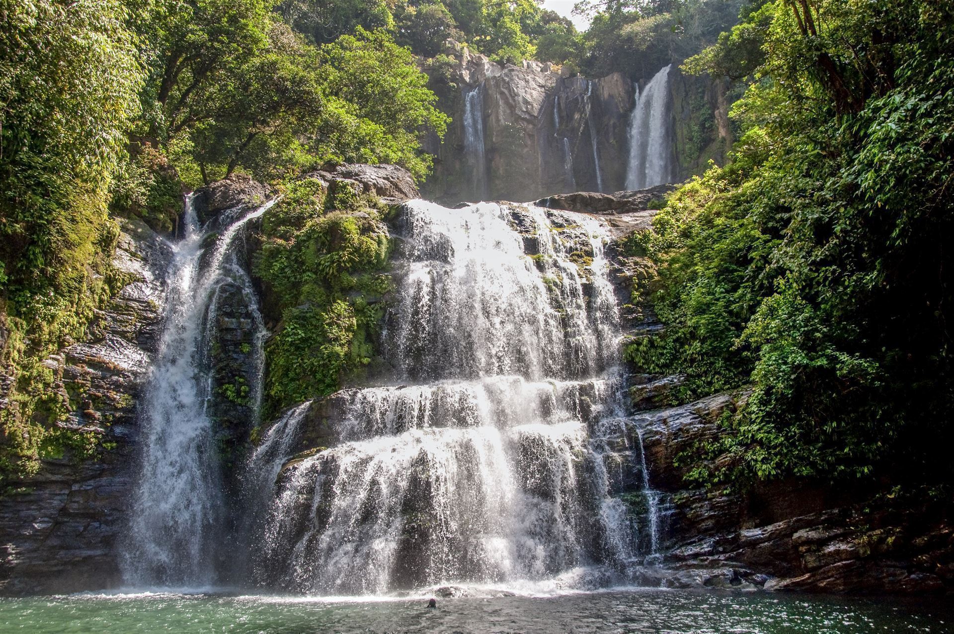 Nauyaca Wasserfall nahe San Isidro