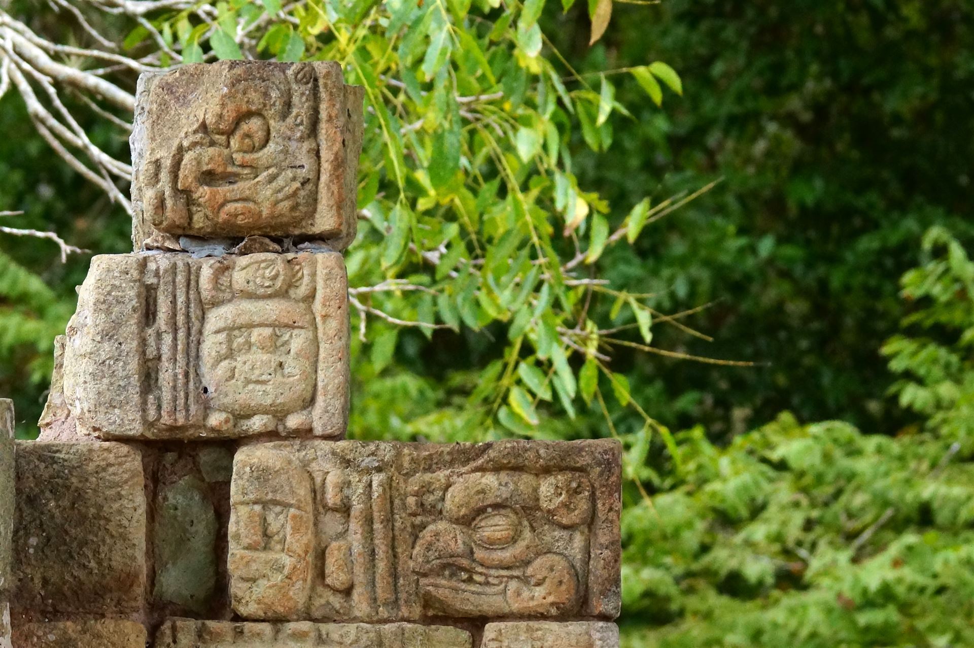 Steinfiguren